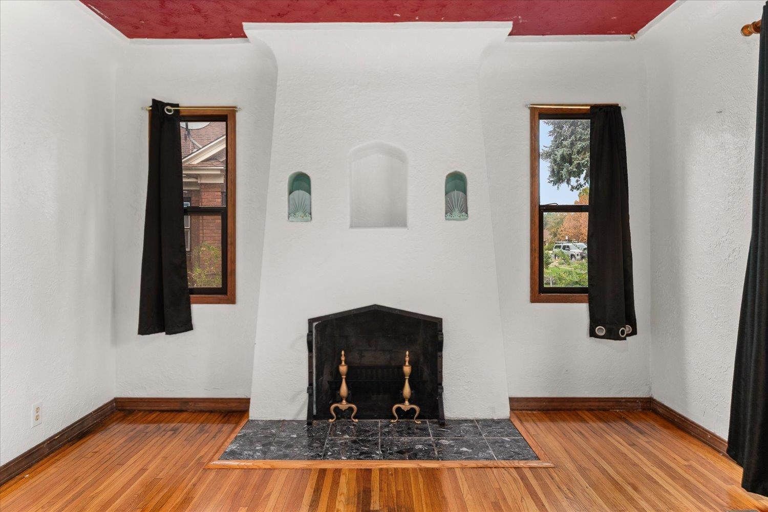 2617 N Atlantic St - Photo 3