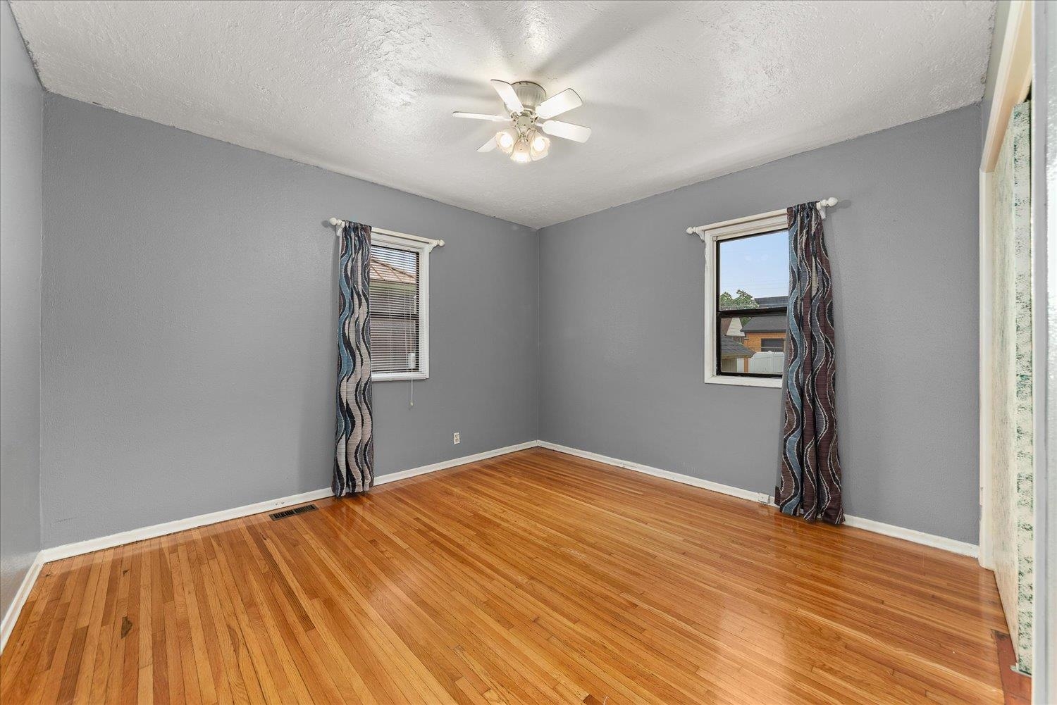 2617 N Atlantic St - Photo 6
