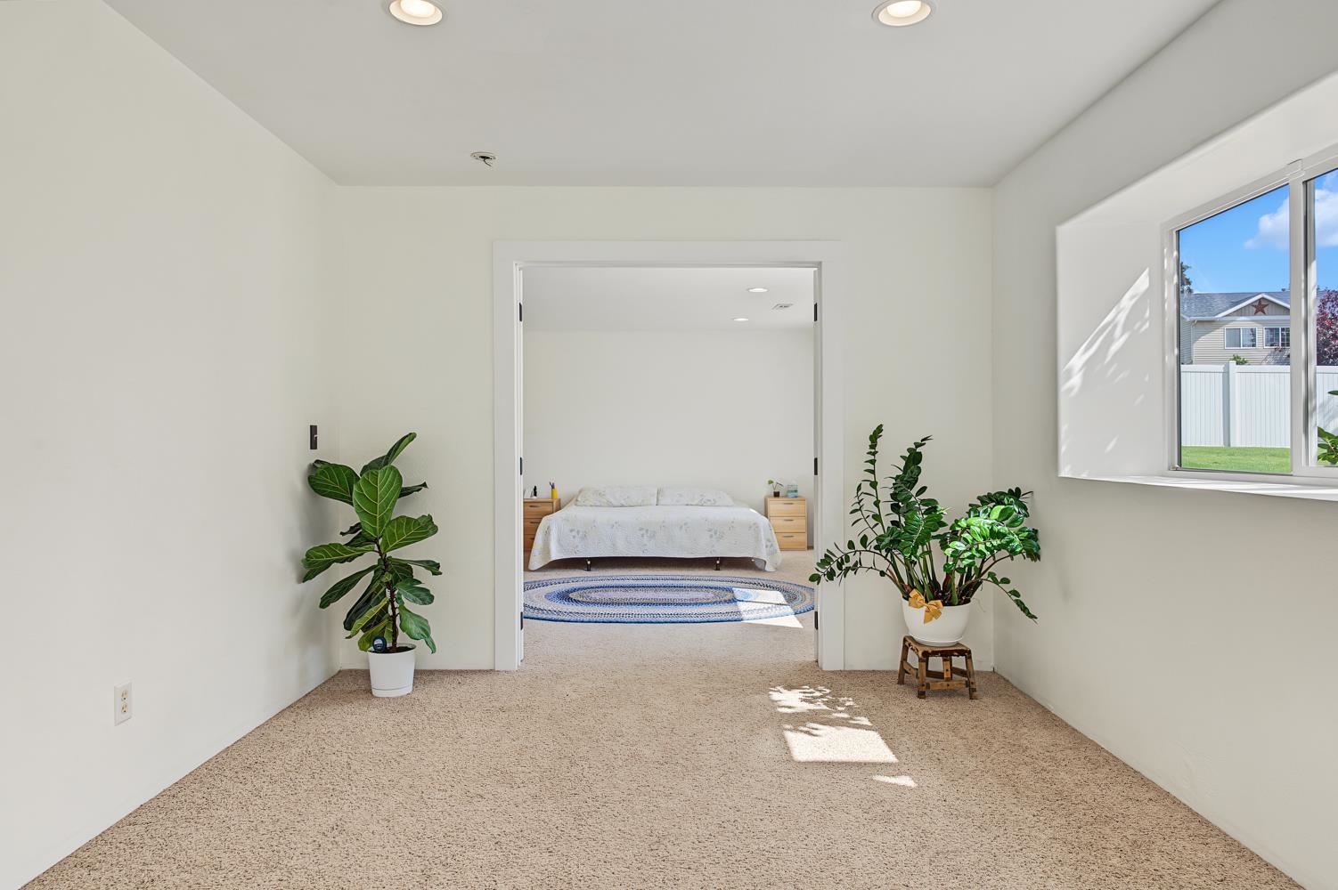 814 E Justin Ave - Photo 24