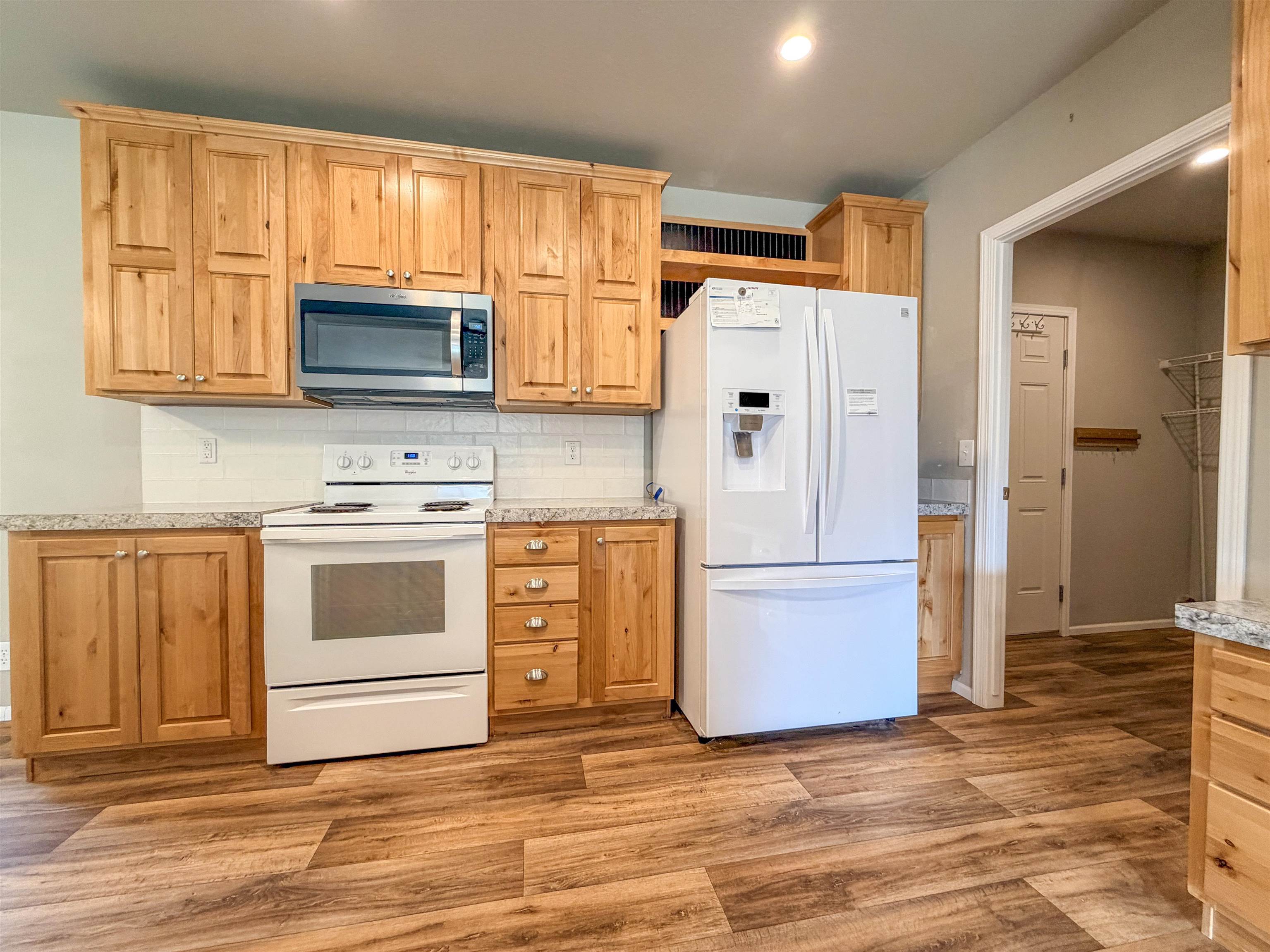 639 Dry Gulch Rd - Photo 7