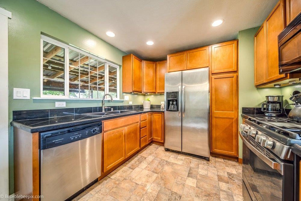 2111 N Sycamore St - Photo 6