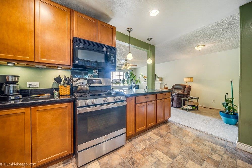 2111 N Sycamore St - Photo 9