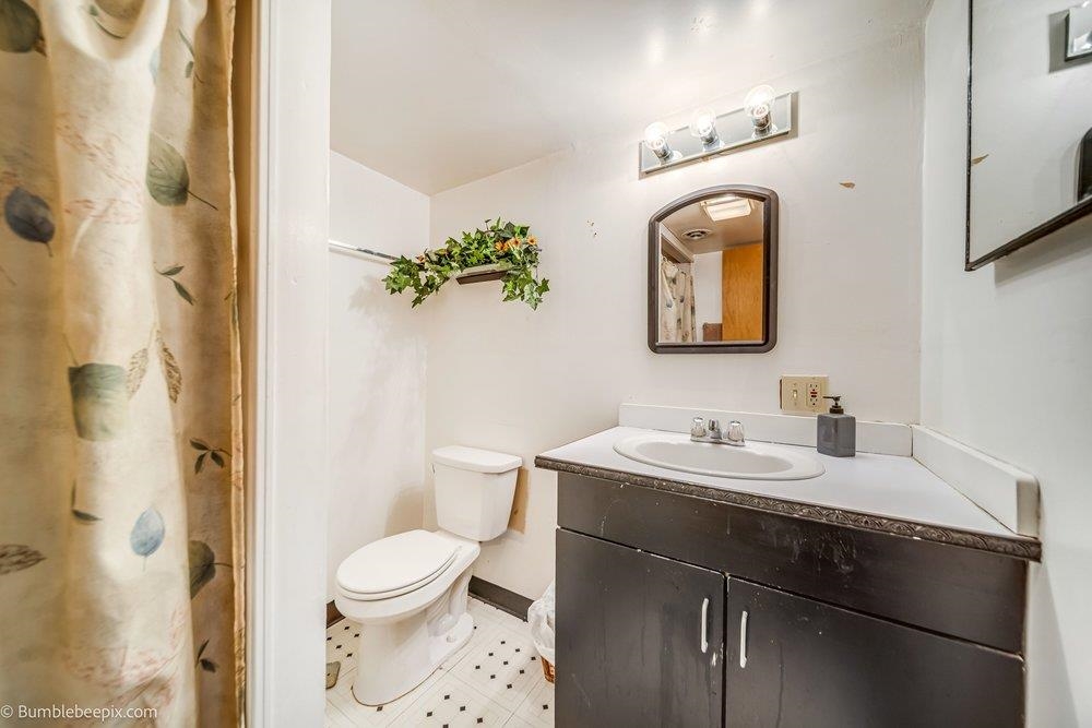 2111 N Sycamore St - Photo 20