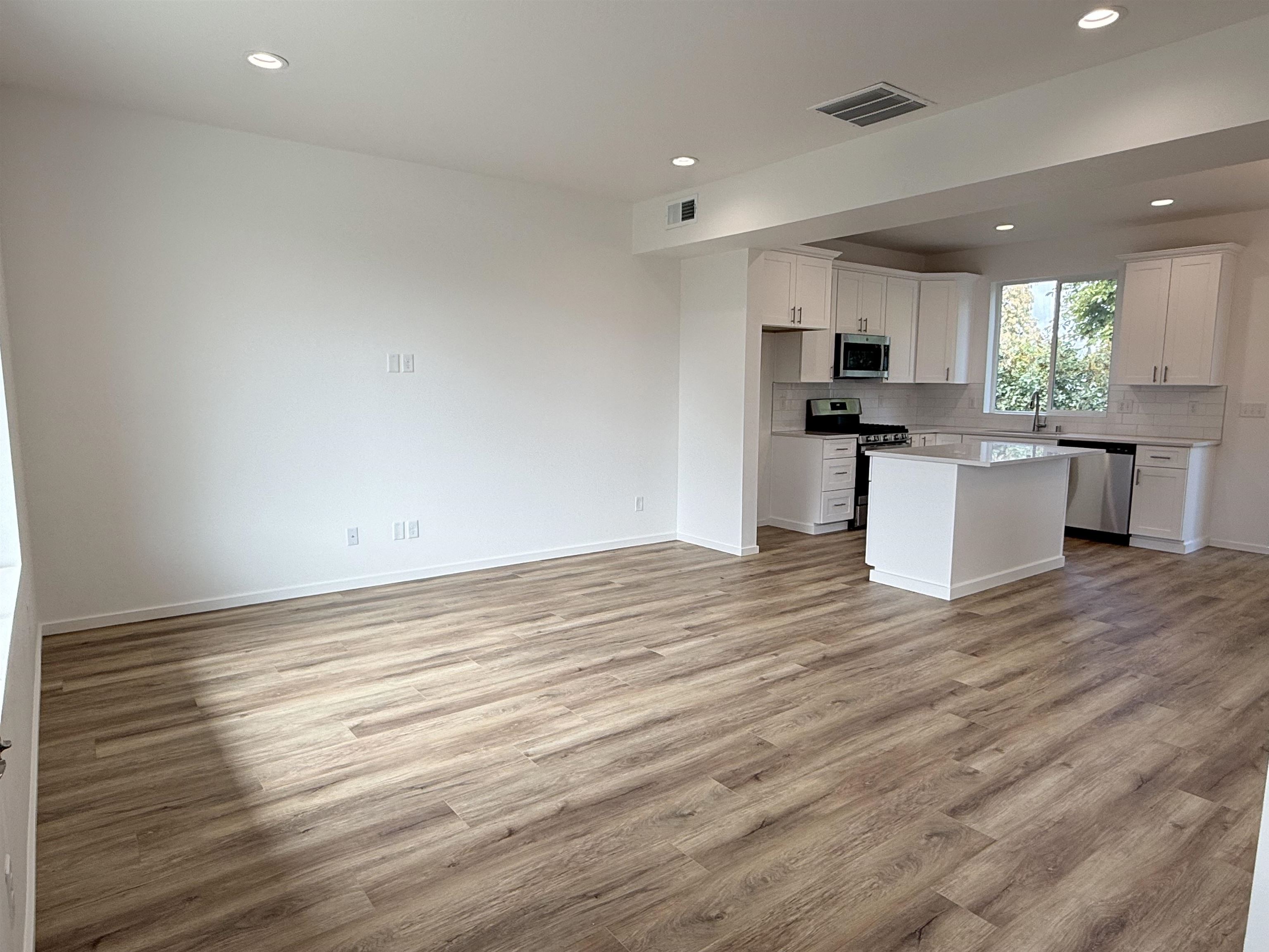 9503 E Michielli Ln - Photo 2