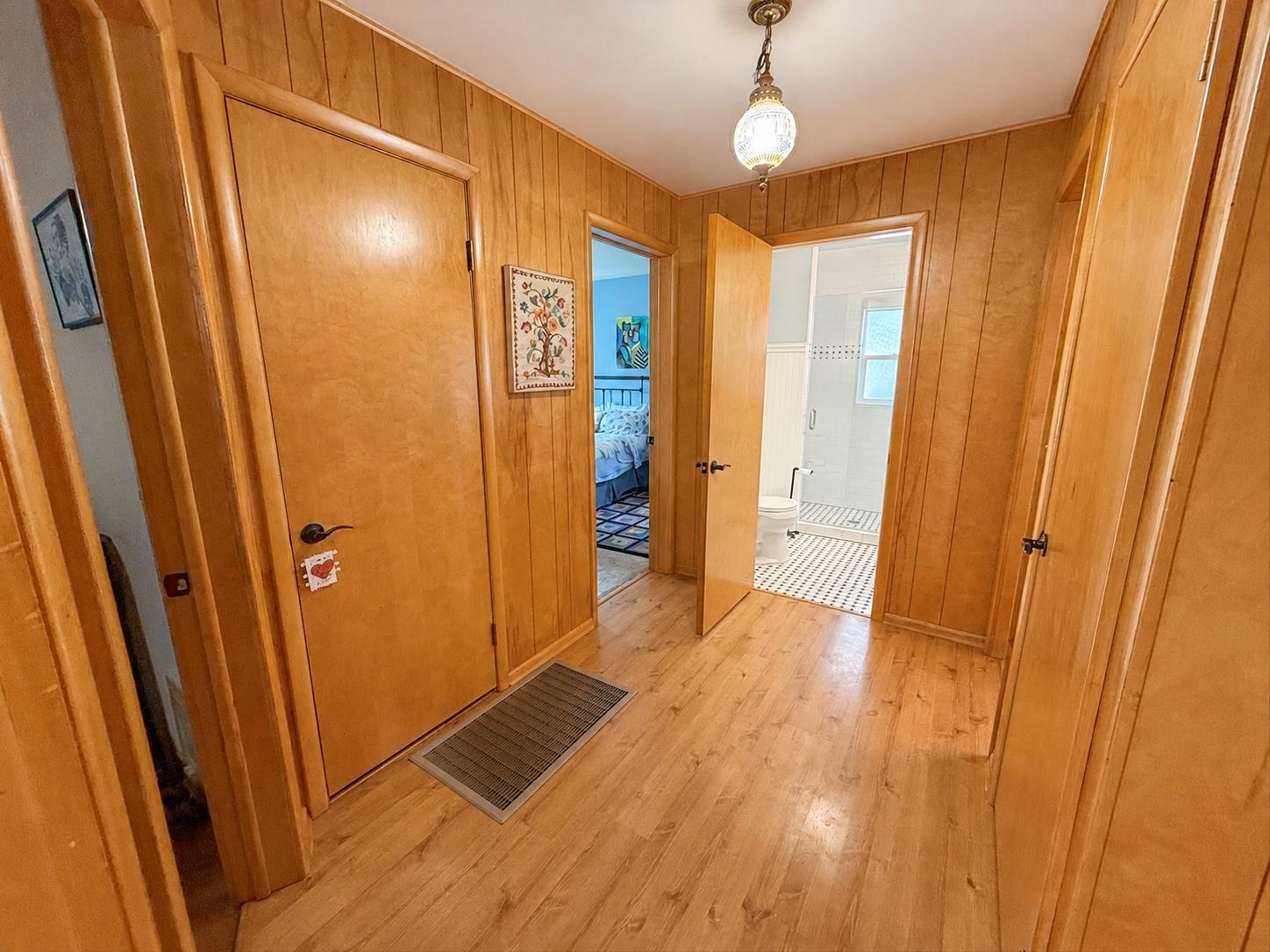 1008 S Lake St - Photo 18