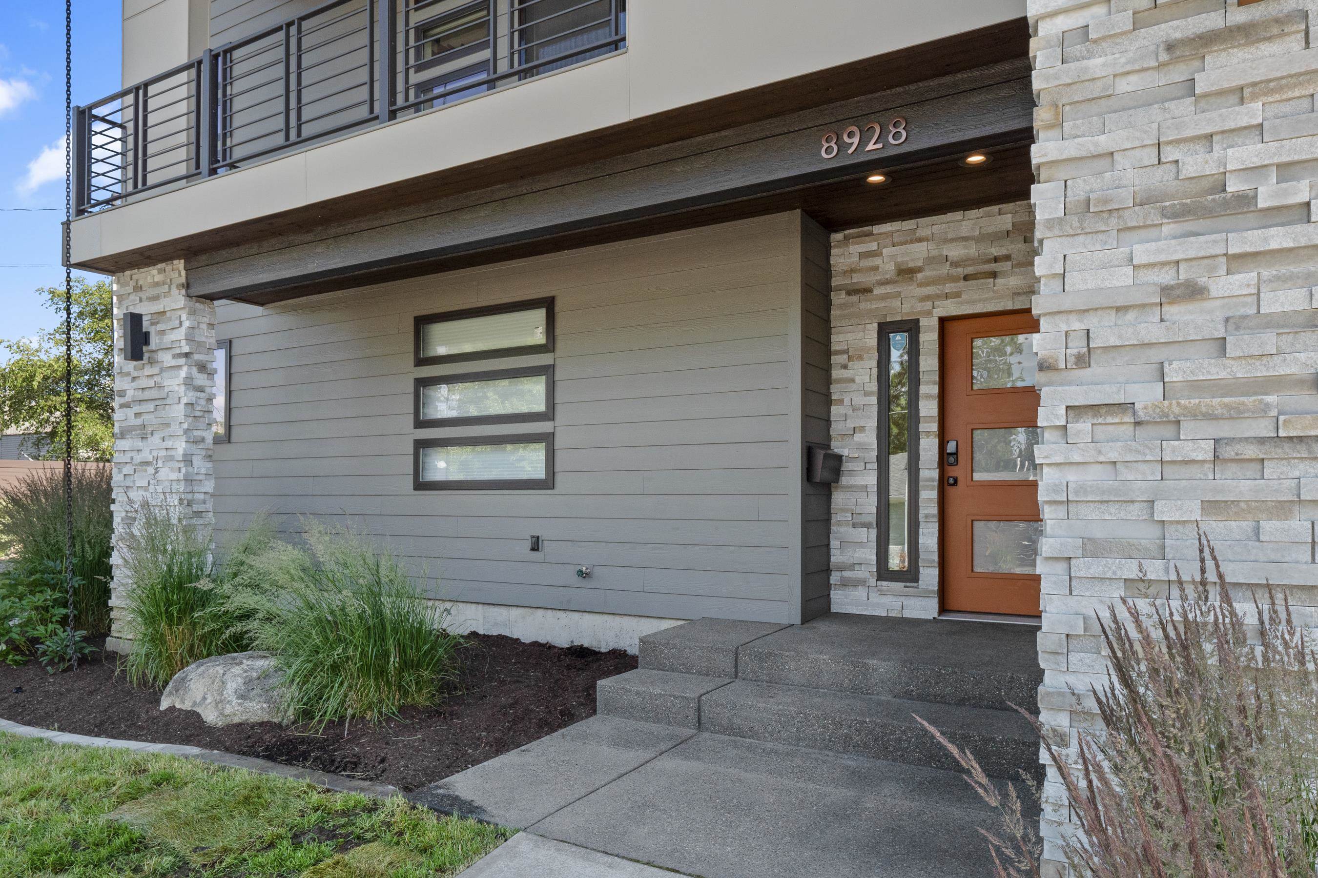 8928 E South Riverway Ave - Photo 4