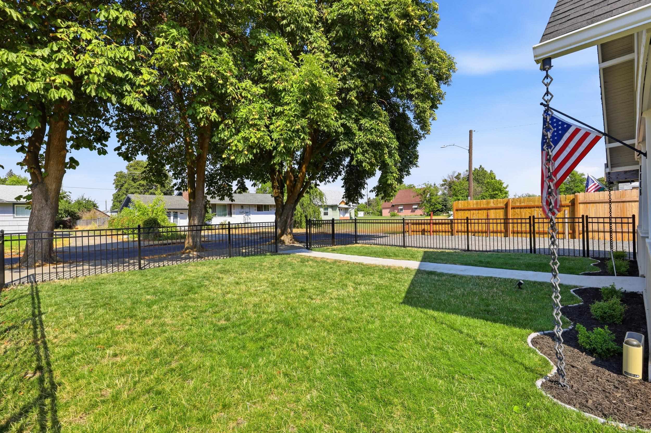 1724 E Rich Ave - Photo 5