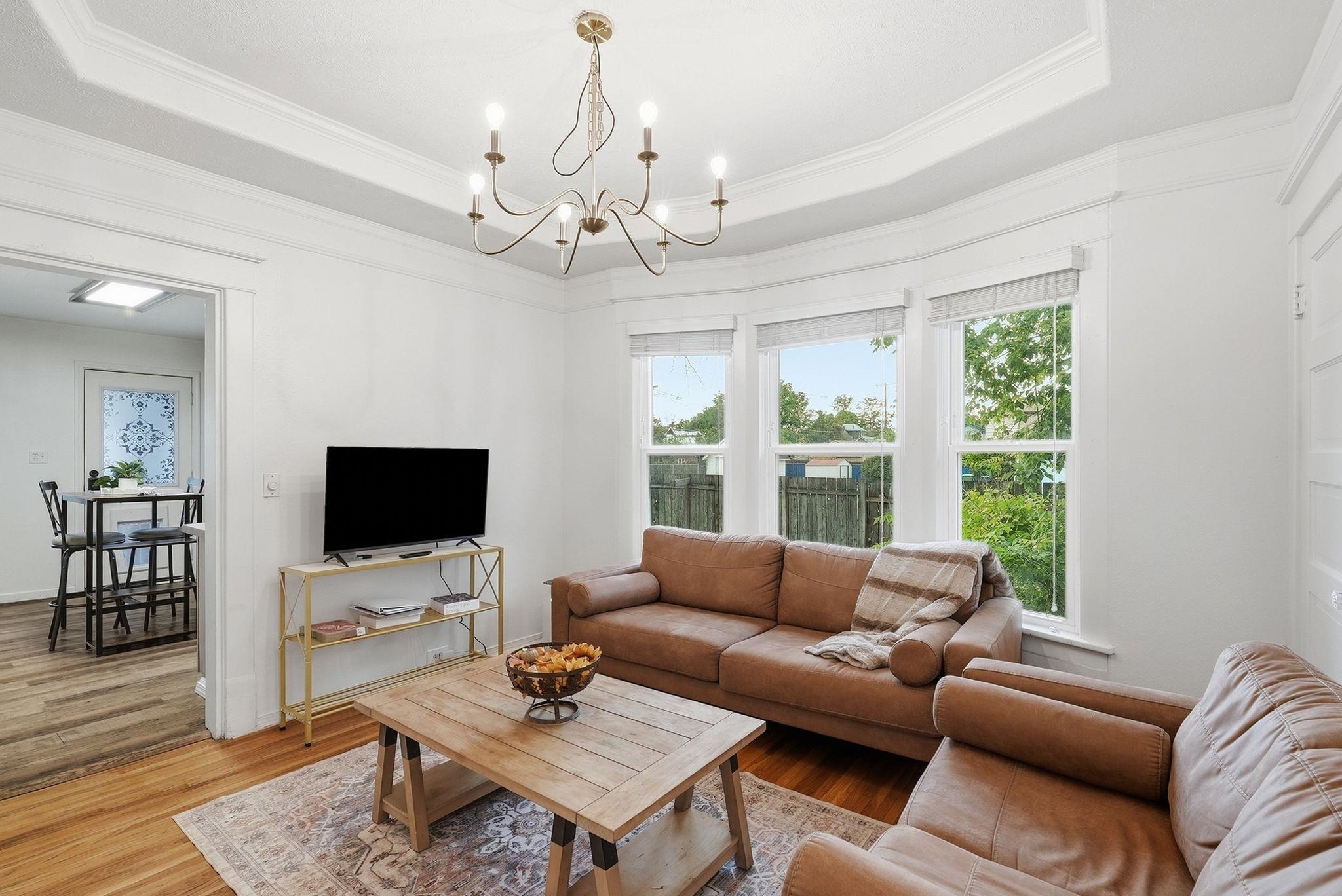 1227 W Fairview Ave - Photo 5