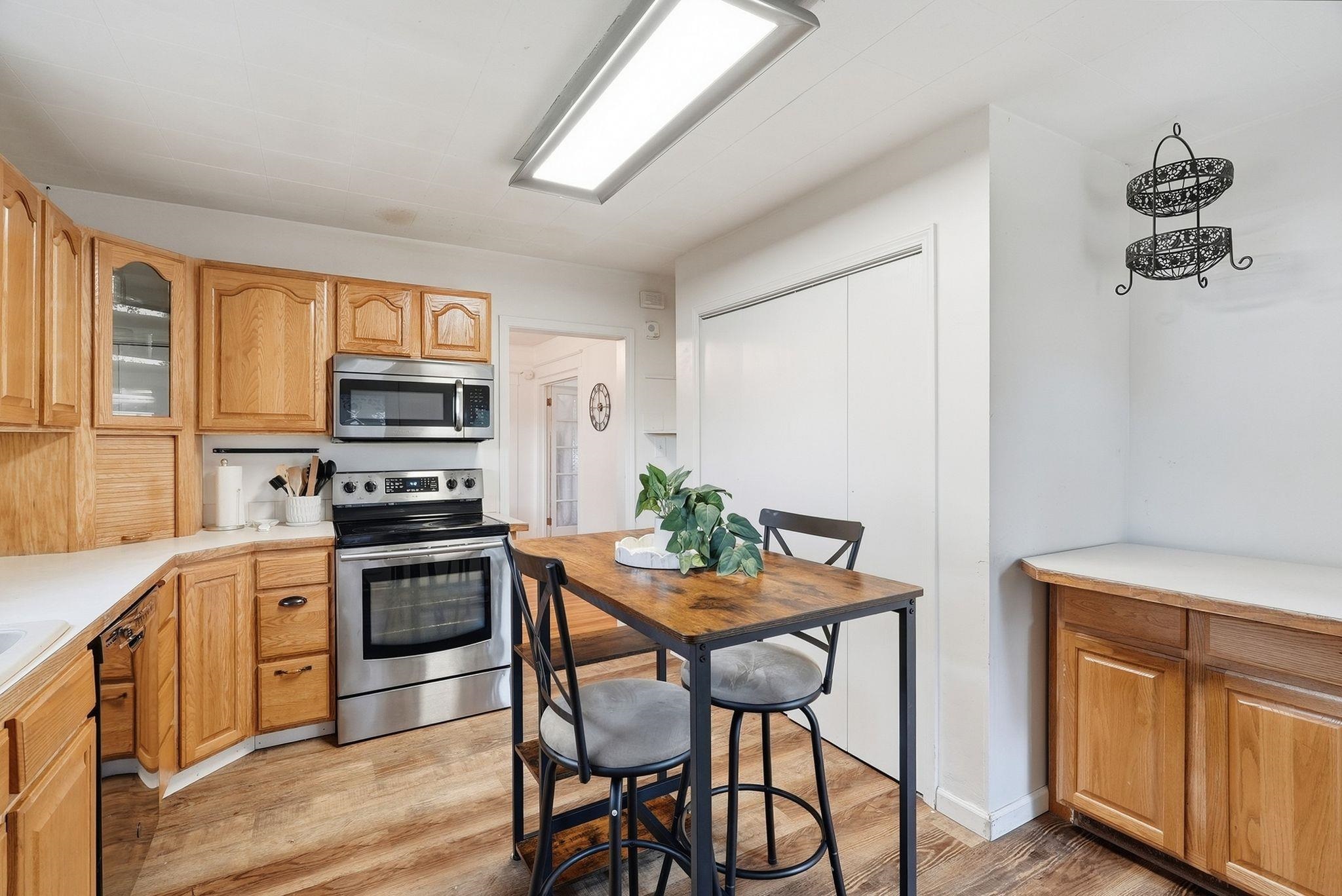 1227 W Fairview Ave - Photo 7