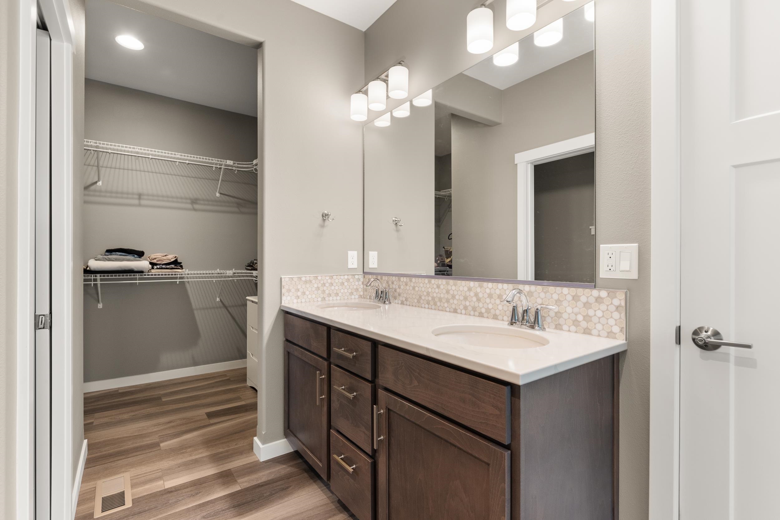 213 E Sapphire Ln - Photo 34