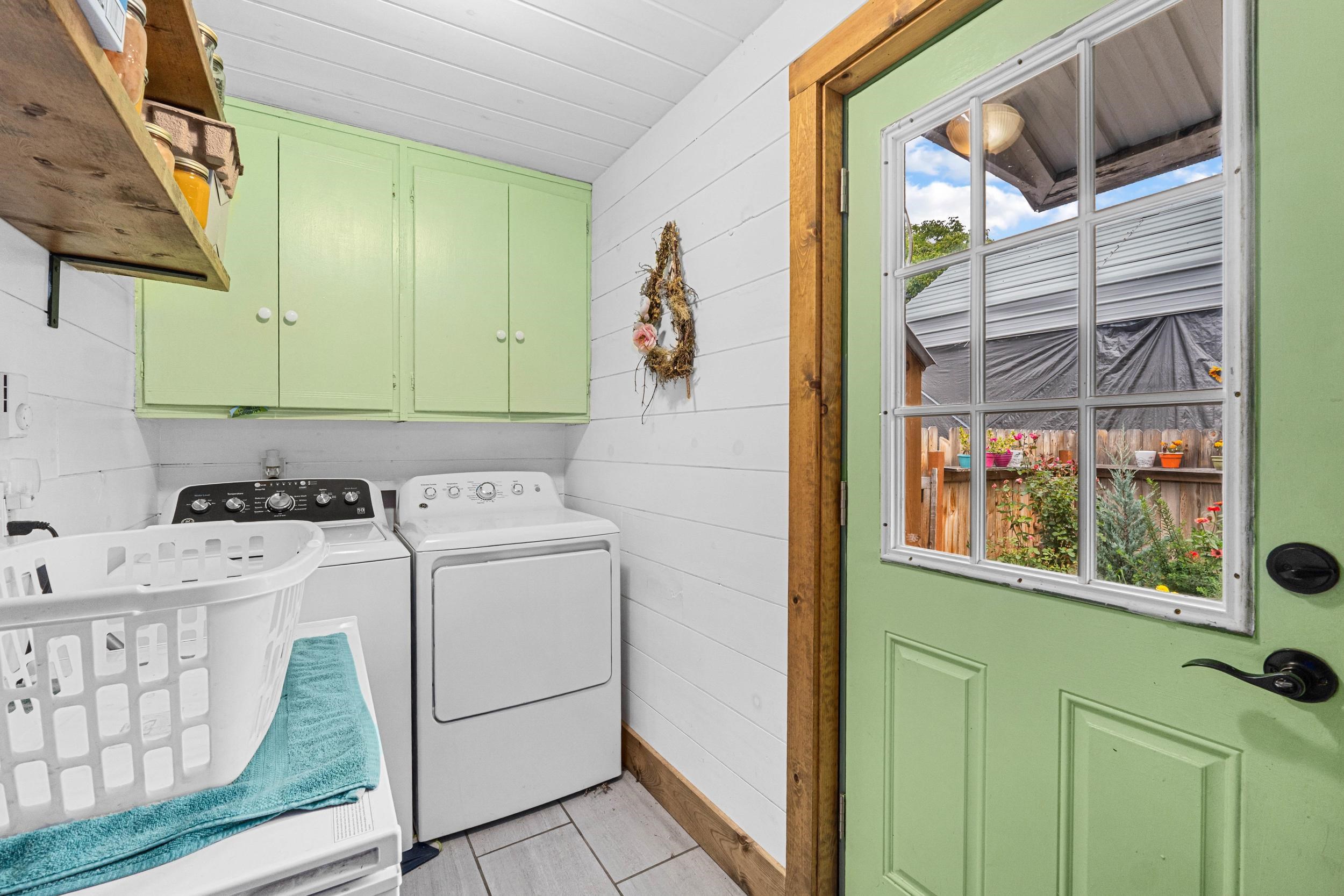 106 S Main Ave - Photo 11
