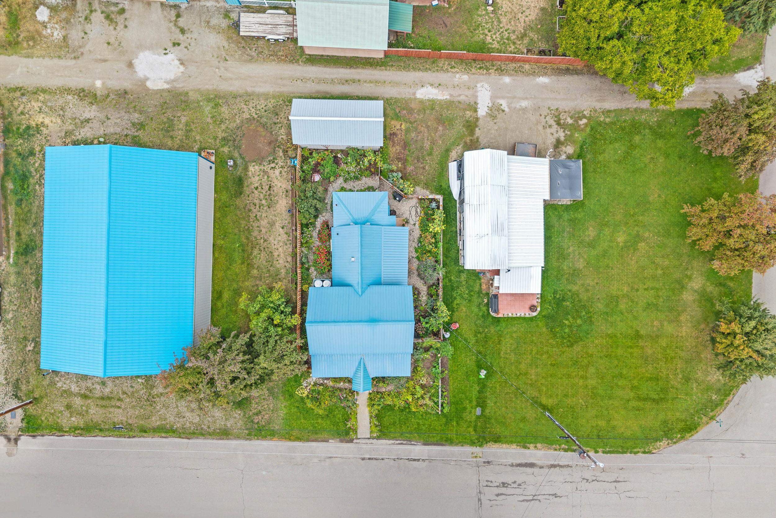 106 S Main Ave - Photo 33