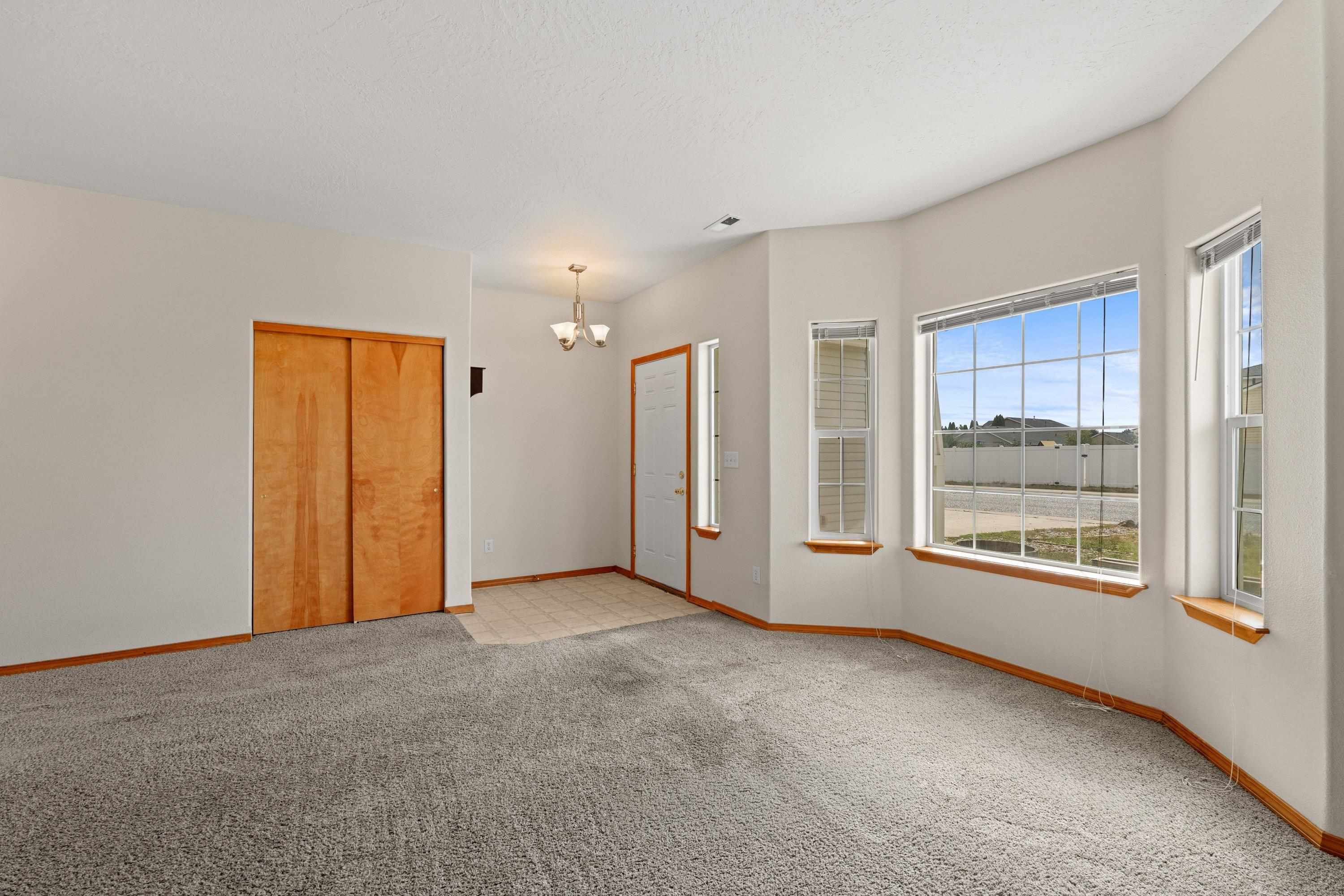 315 E Beverly Ave - Photo 9