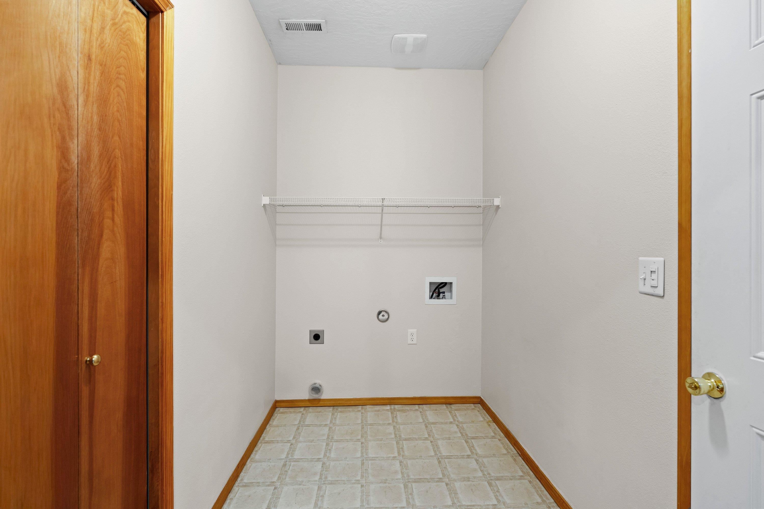 315 E Beverly Ave - Photo 18