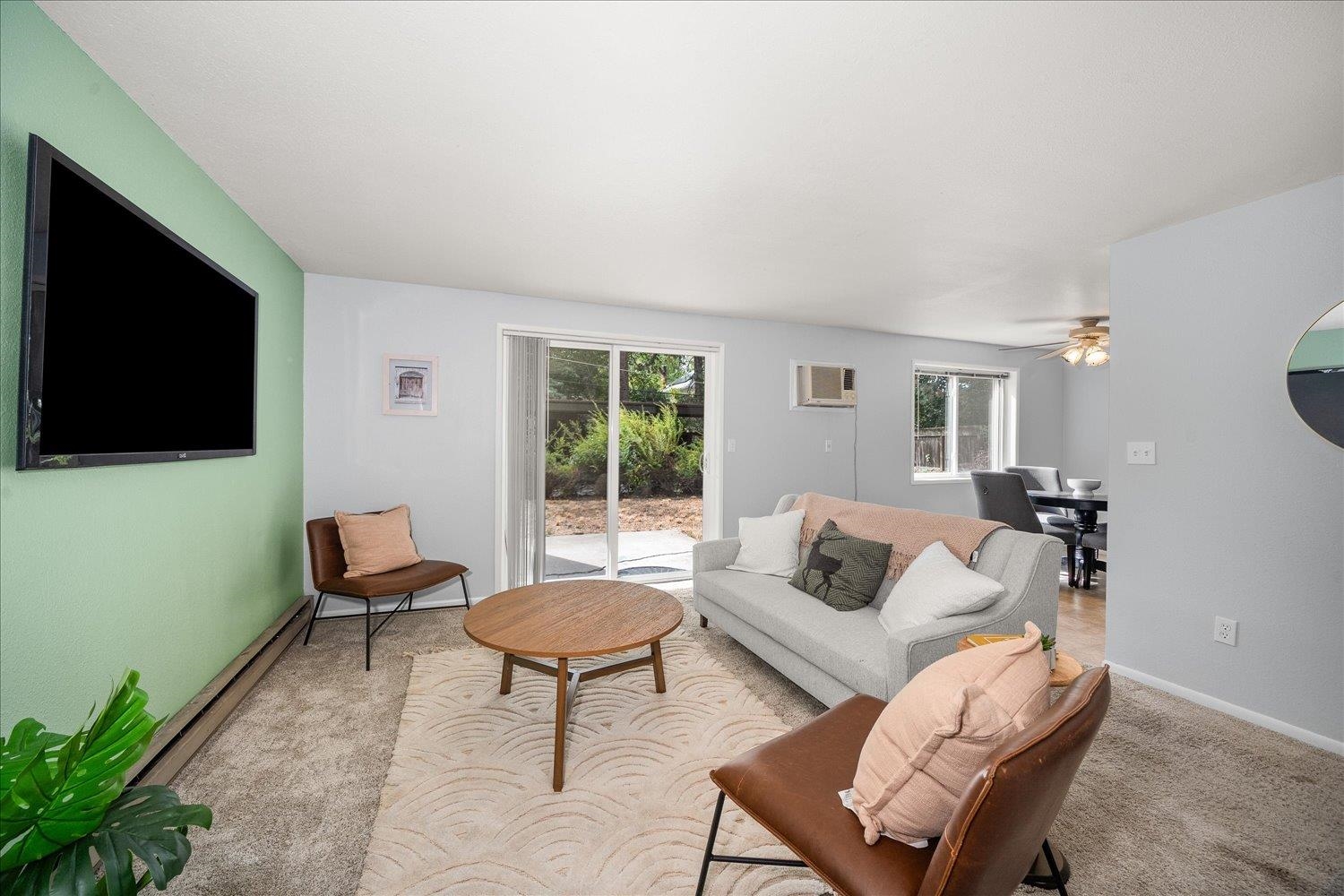 909 W 13th Ave - Photo 4