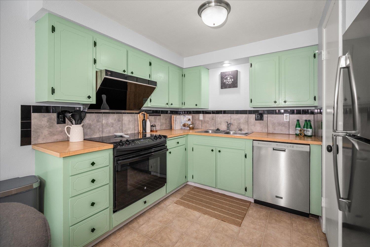 909 W 13th Ave - Photo 7