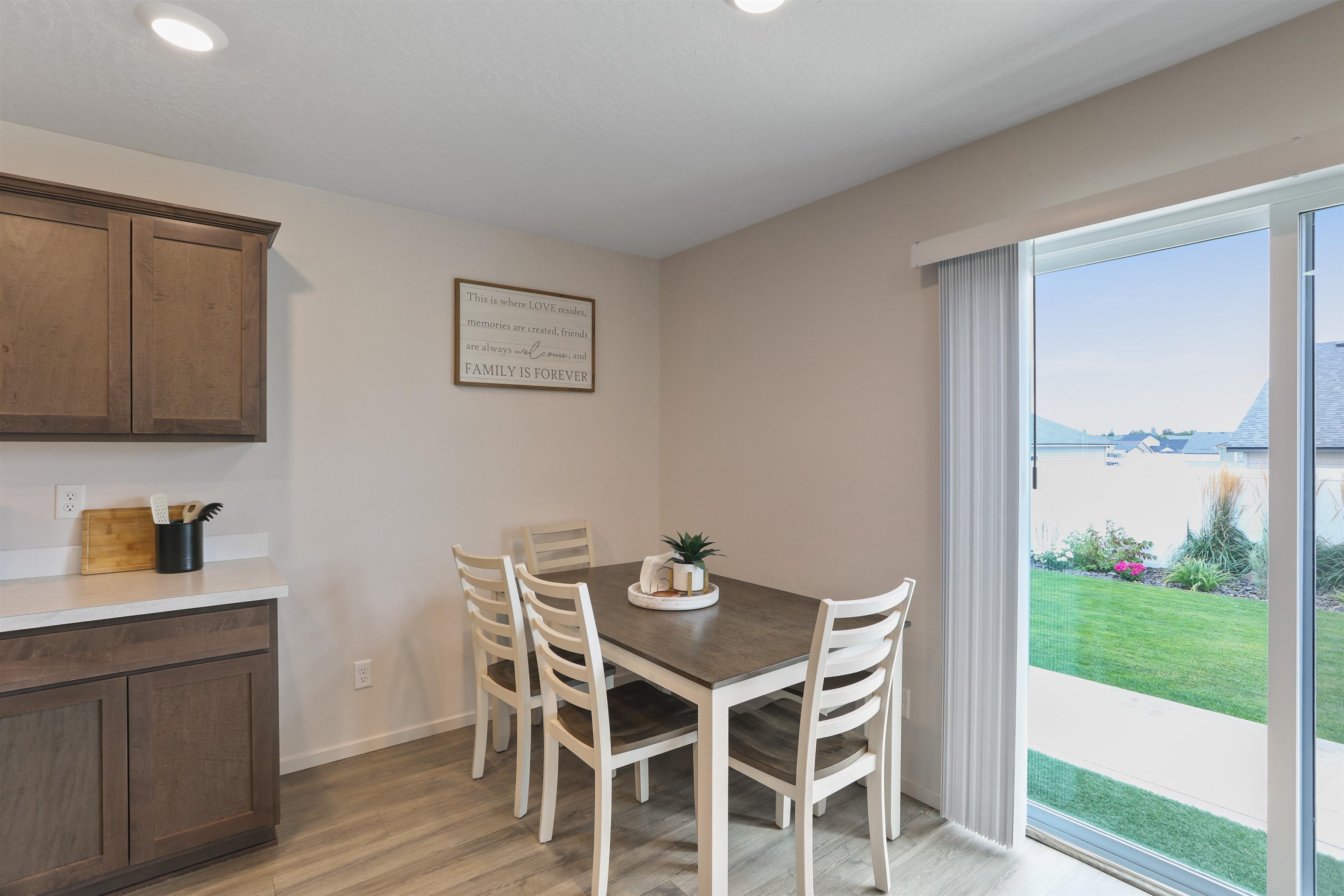 13529 W Crosswinds Ave - Photo 8