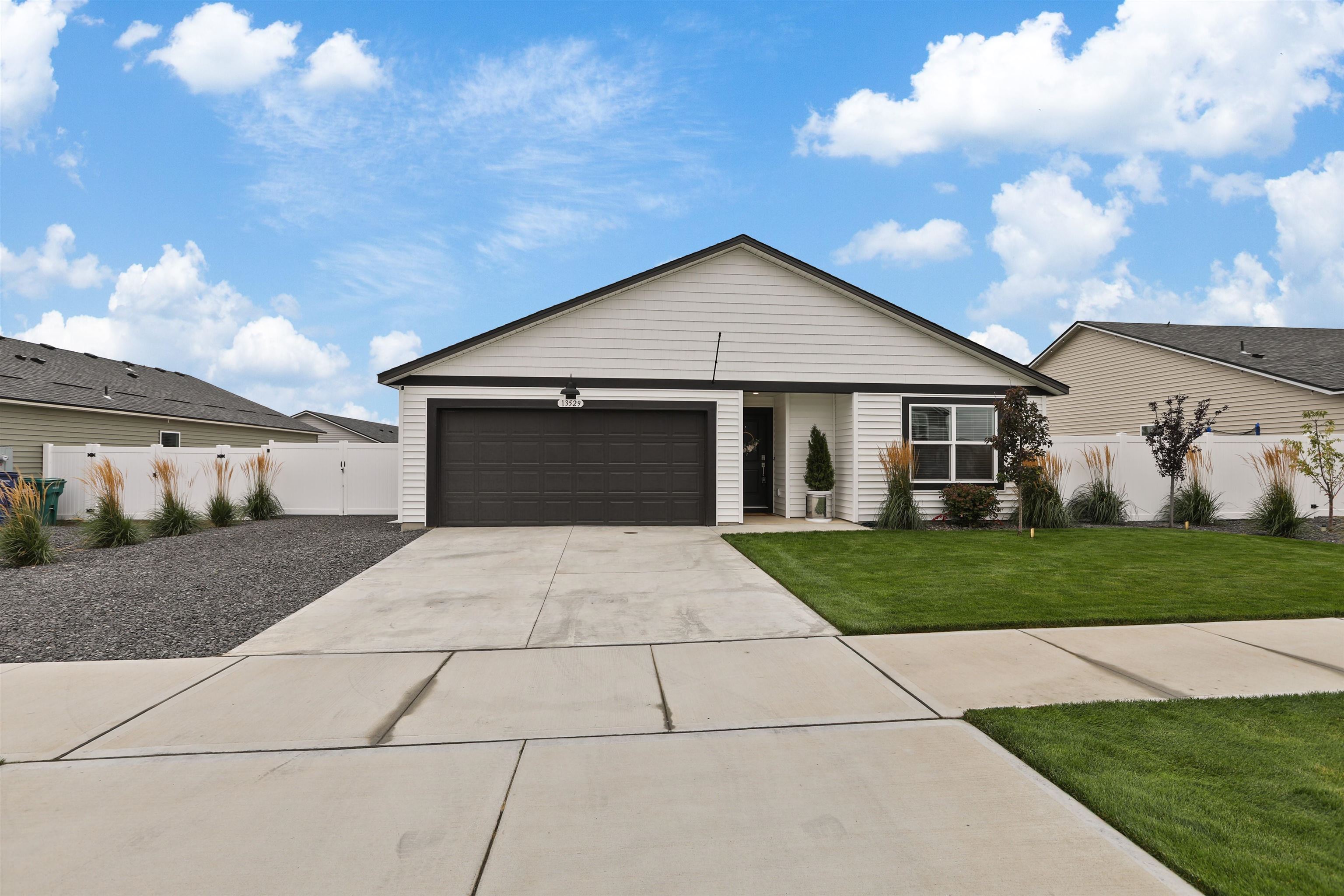 13529 W Crosswinds Ave - Photo 22