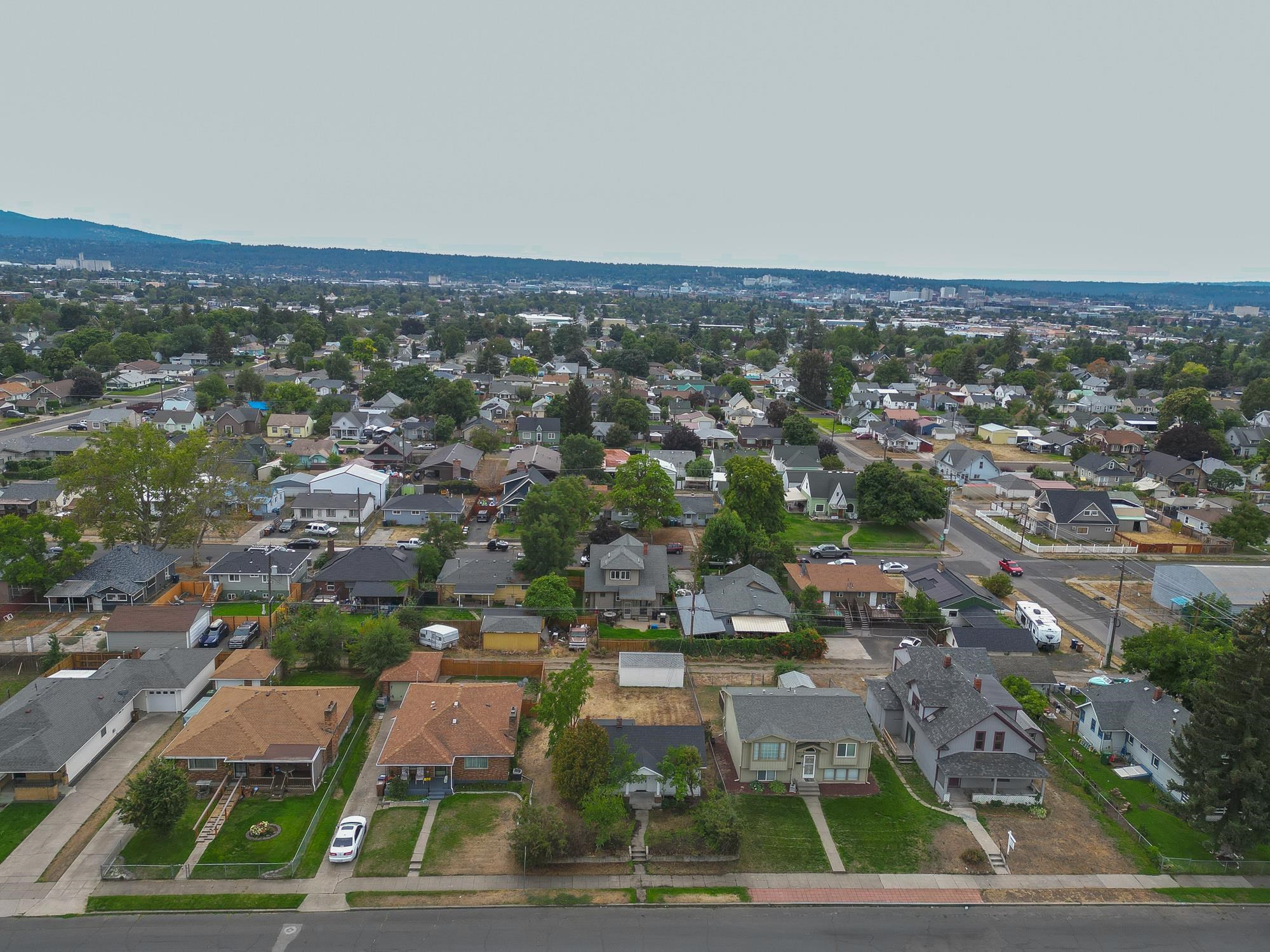 618 E Providence Ave - Photo 32