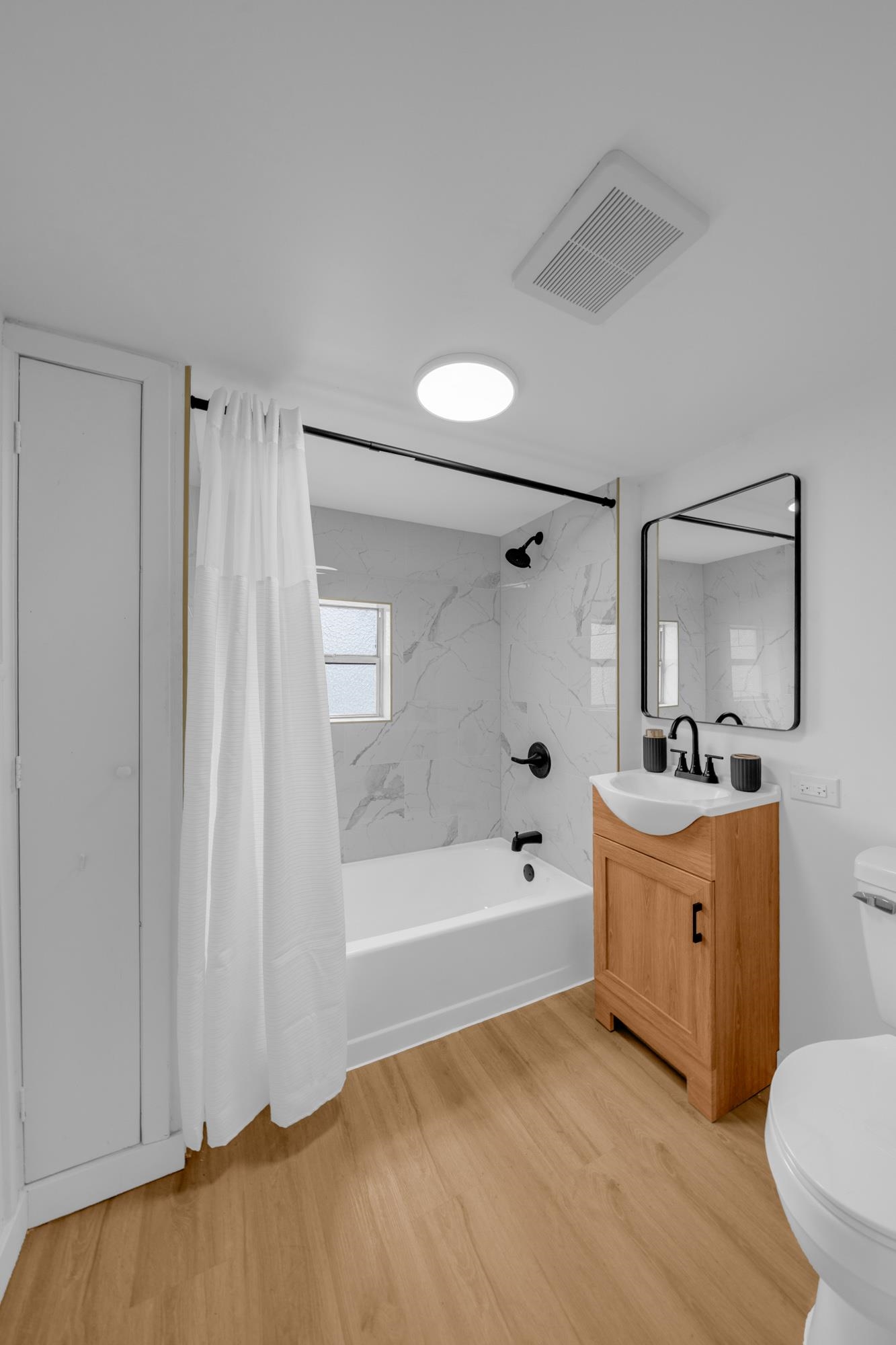 618 E Providence Ave - Photo 6