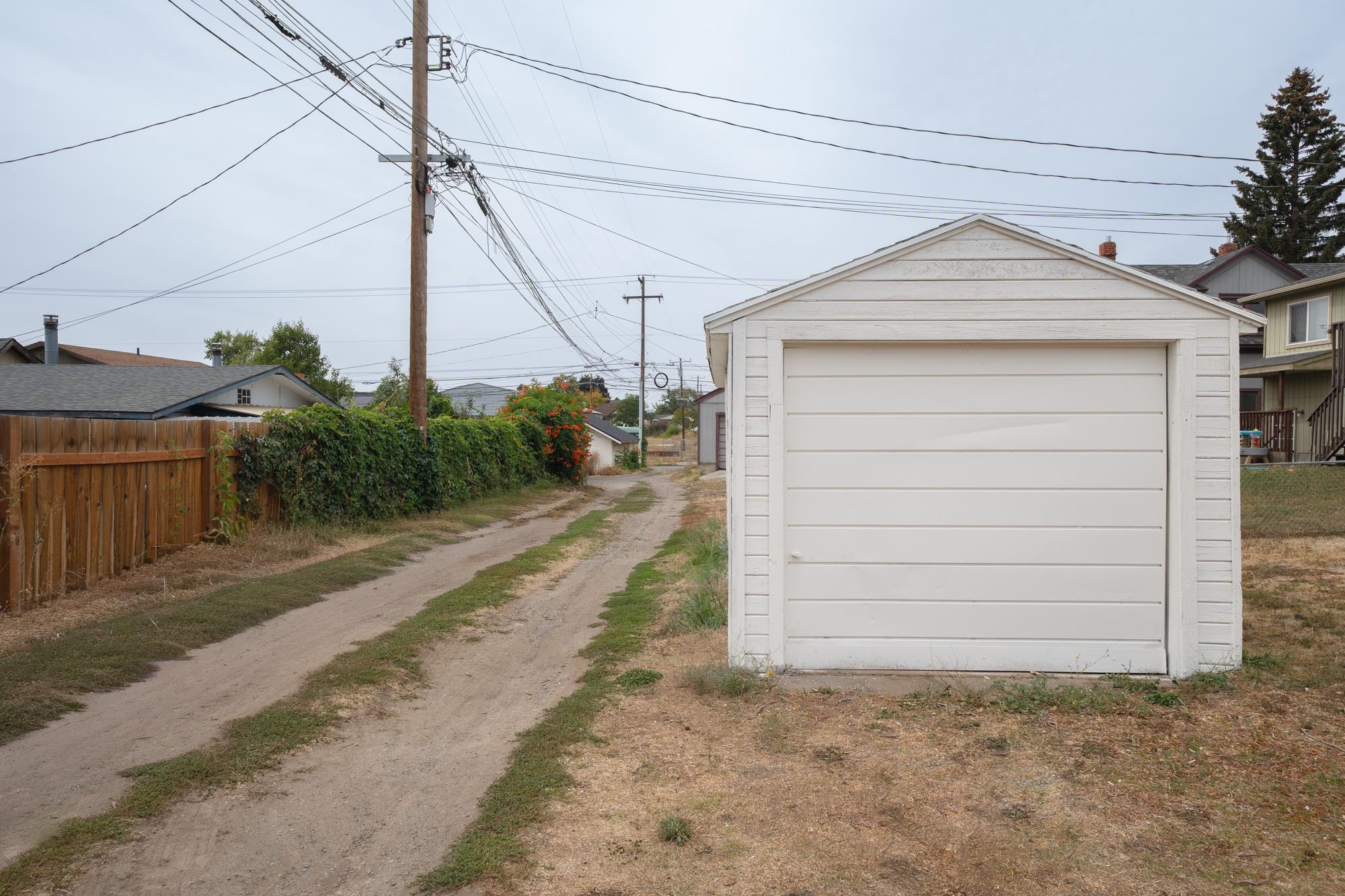 618 E Providence Ave - Photo 28