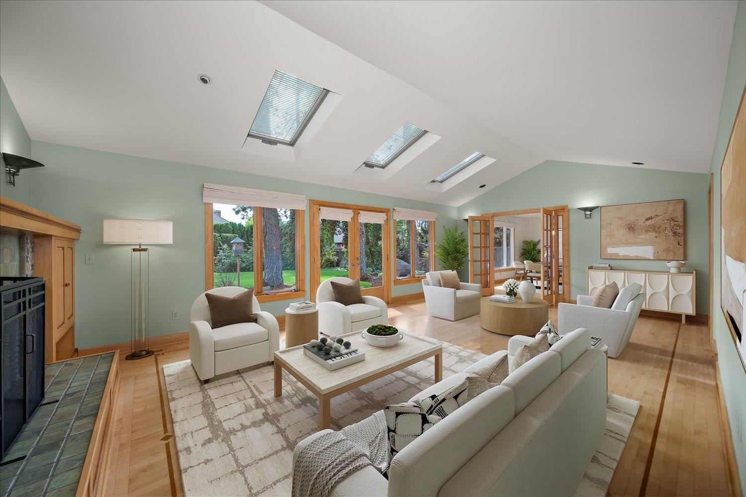 931 W Regent Ct - Photo 4