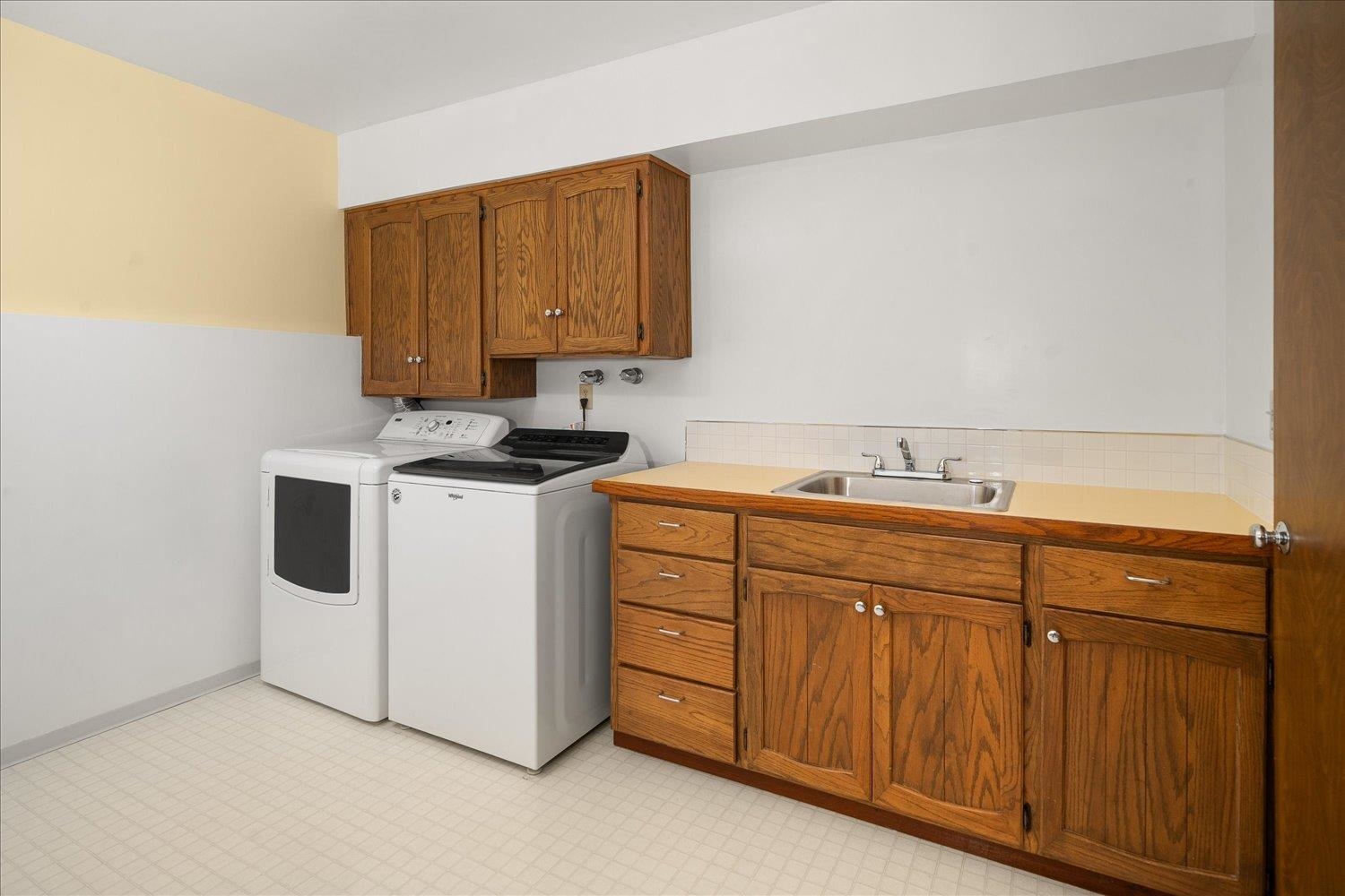 931 W Regent Ct - Photo 26