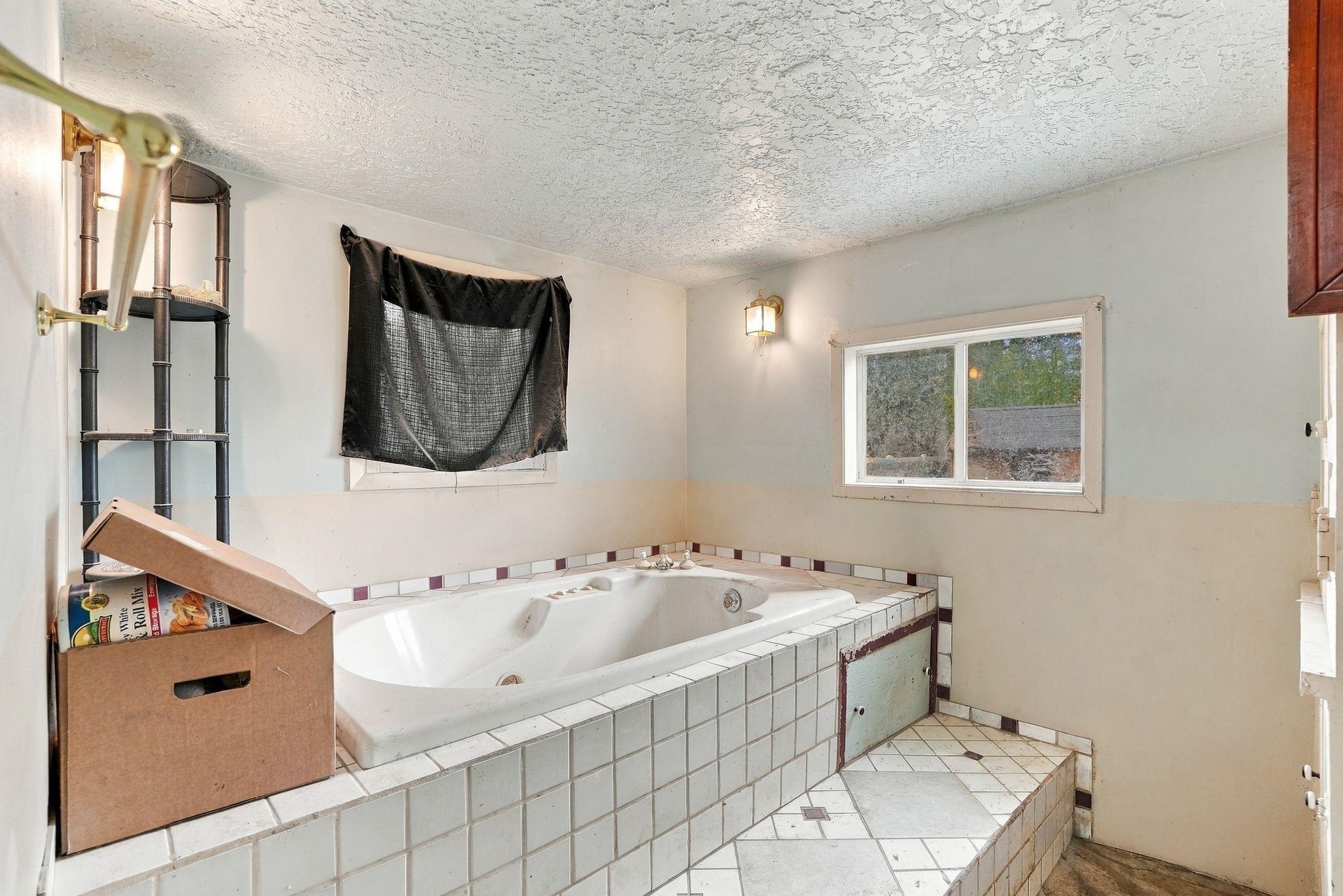 7112 E Fairview Ave - Photo 12