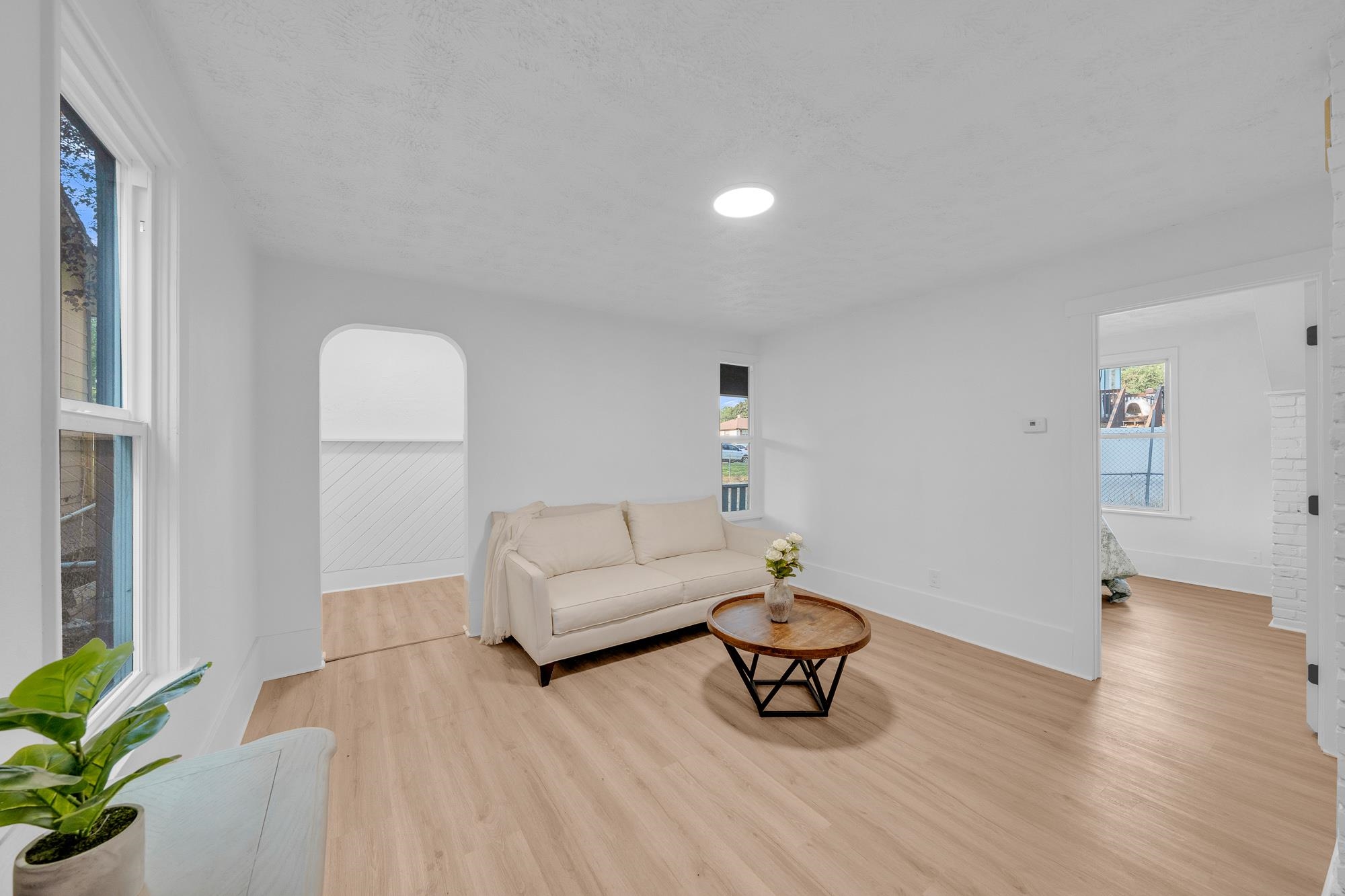 1512 E Dalton Ave - Photo 9