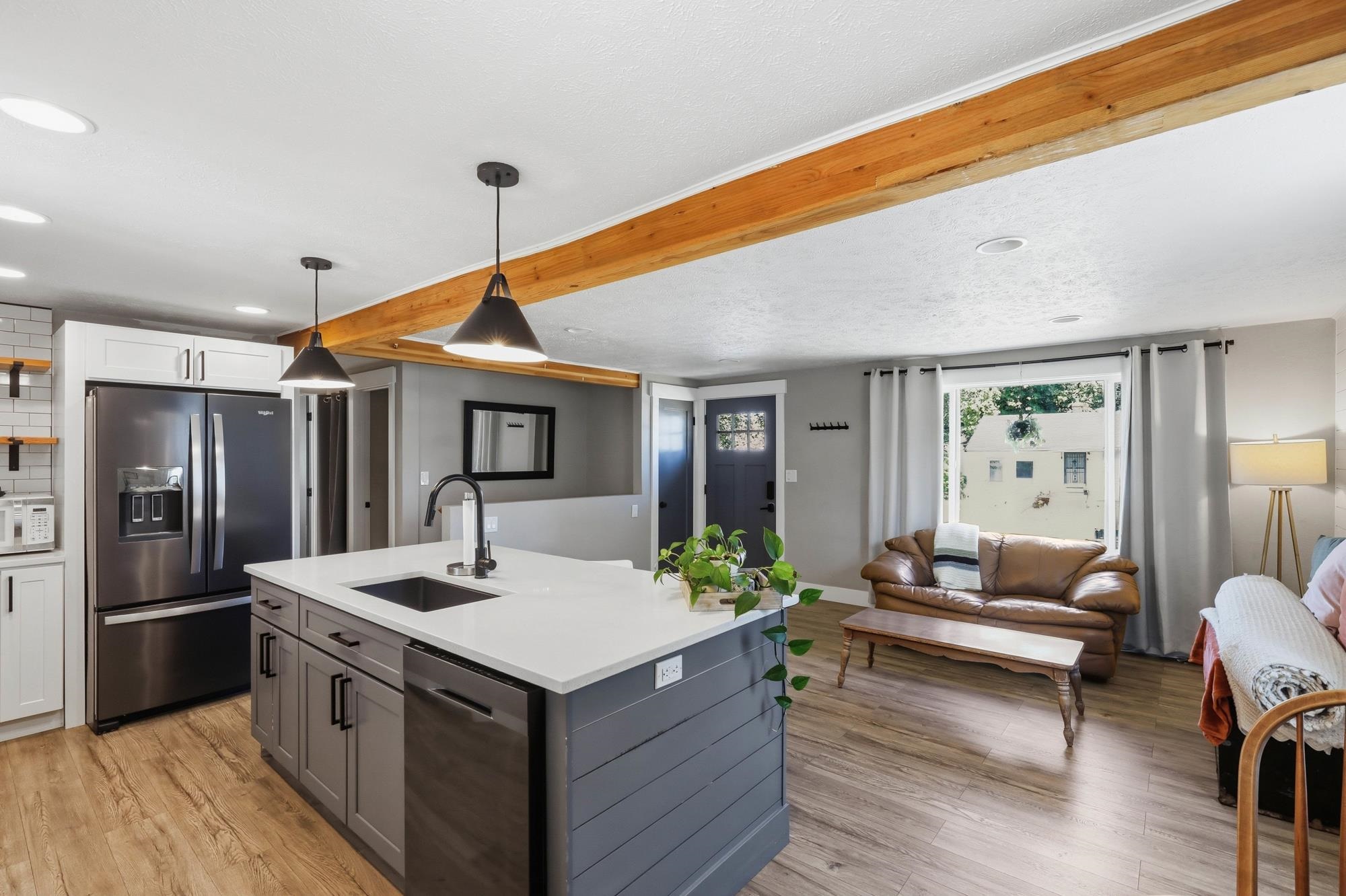 2611 W Broad Ave - Photo 9
