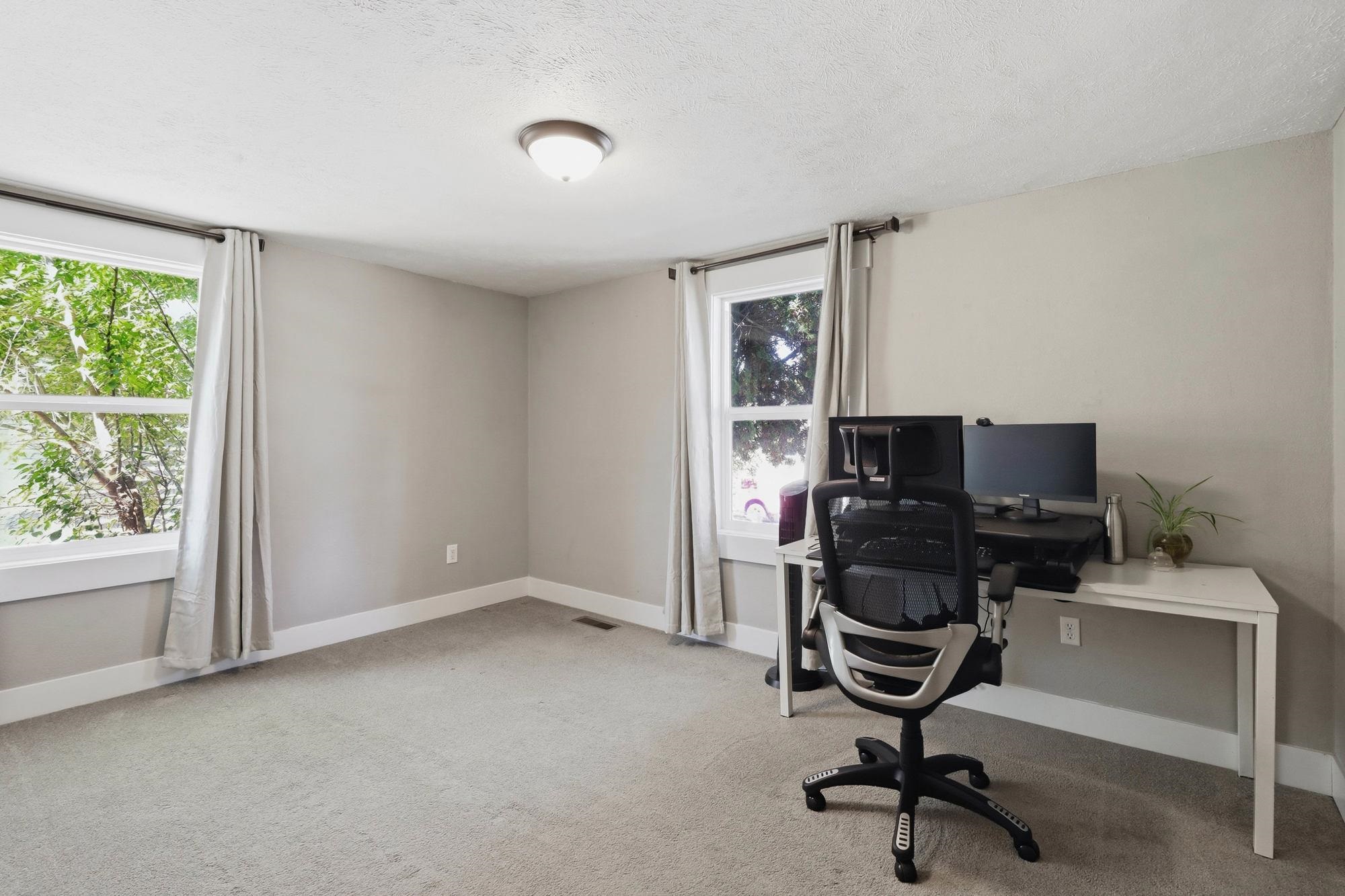2611 W Broad Ave - Photo 10