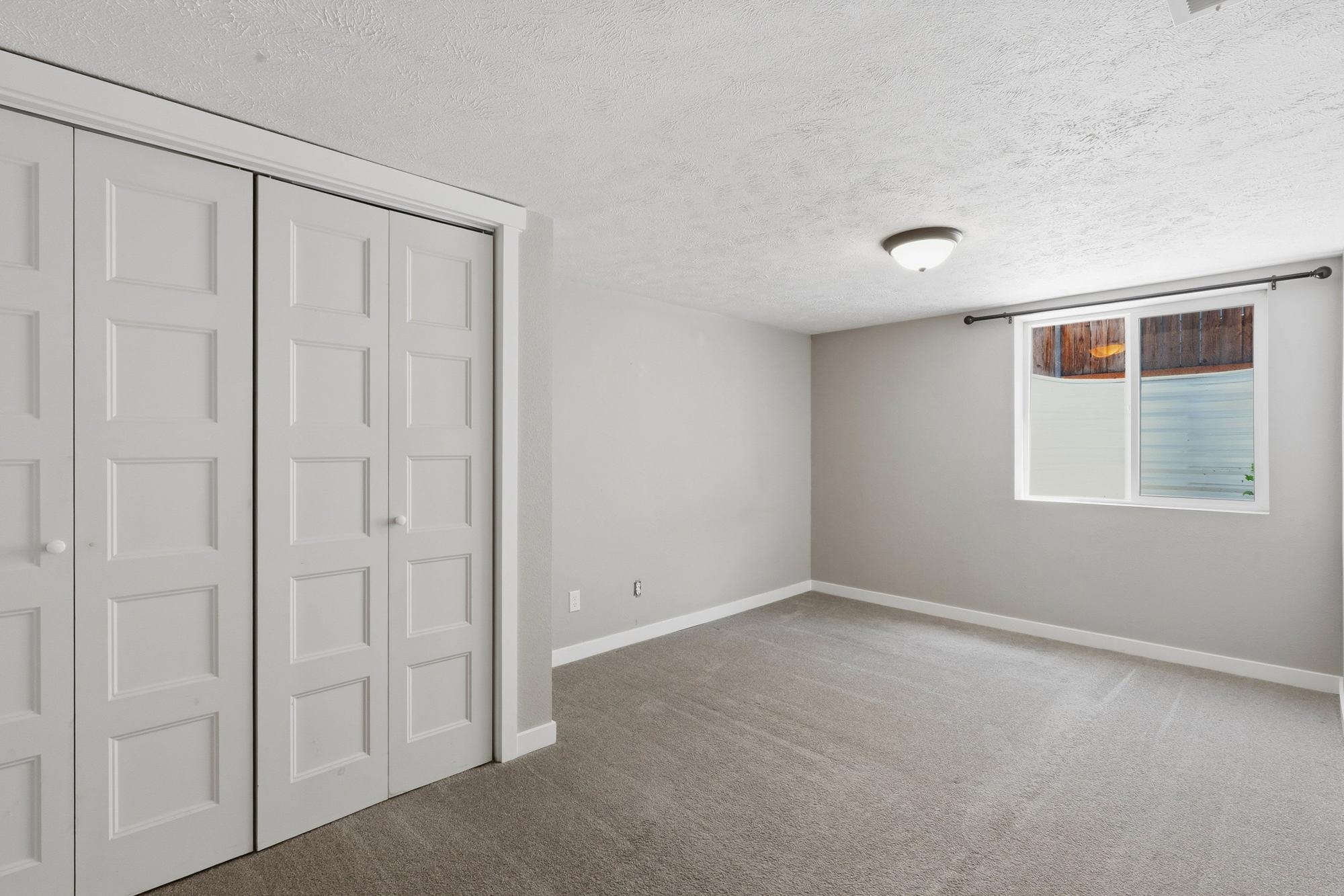 2611 W Broad Ave - Photo 14