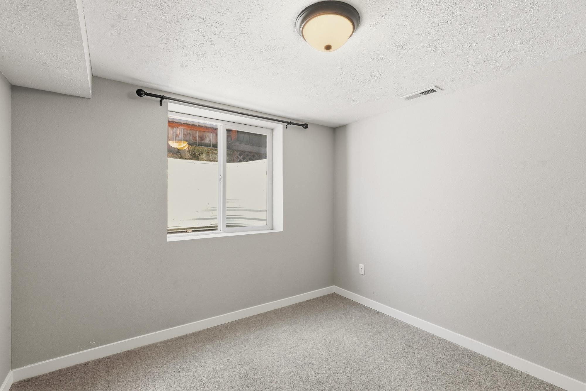 2611 W Broad Ave - Photo 16