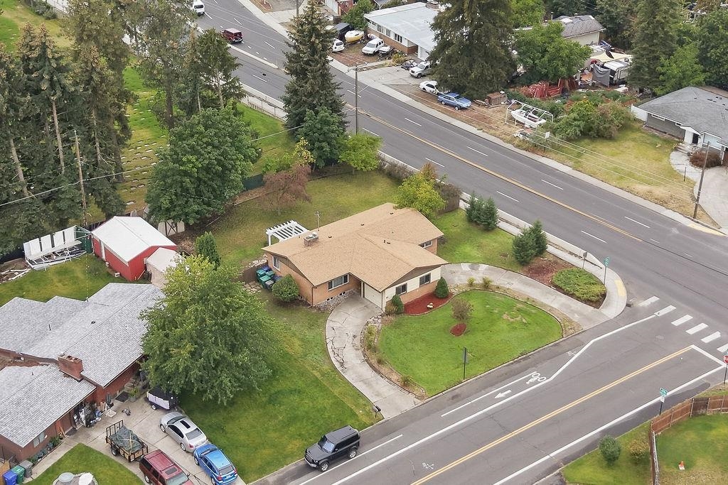 621 W Greta Ave - Photo 40