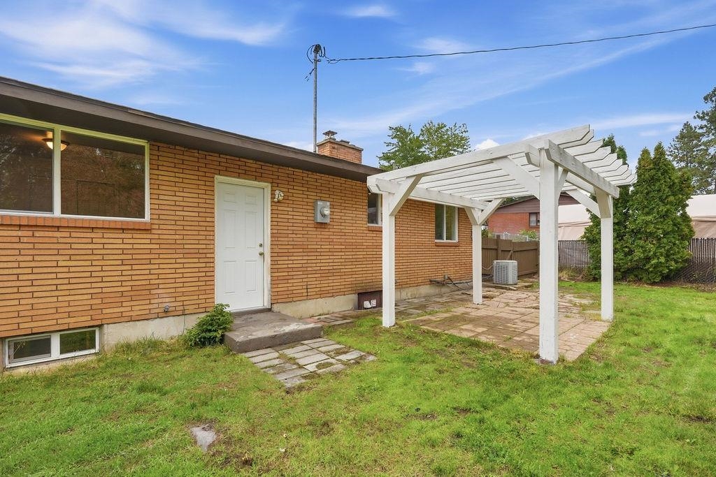 621 W Greta Ave - Photo 30