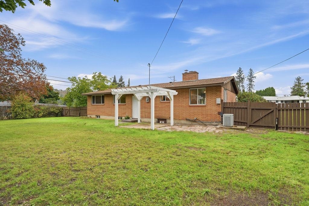 621 W Greta Ave - Photo 34