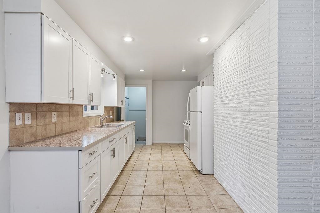 621 W Greta Ave - Photo 10