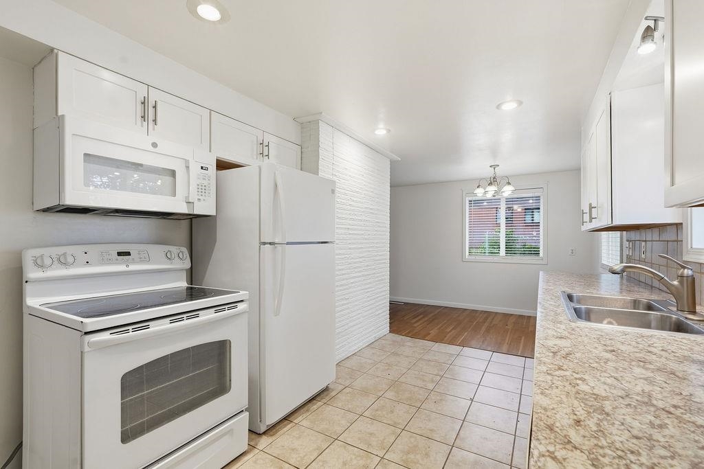 621 W Greta Ave - Photo 13