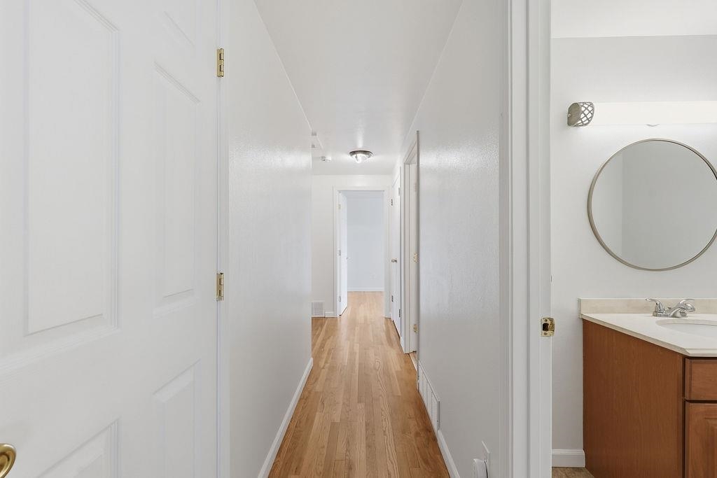 621 W Greta Ave - Photo 14