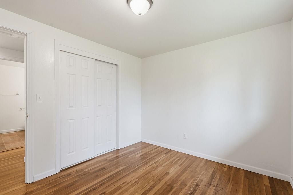 621 W Greta Ave - Photo 17