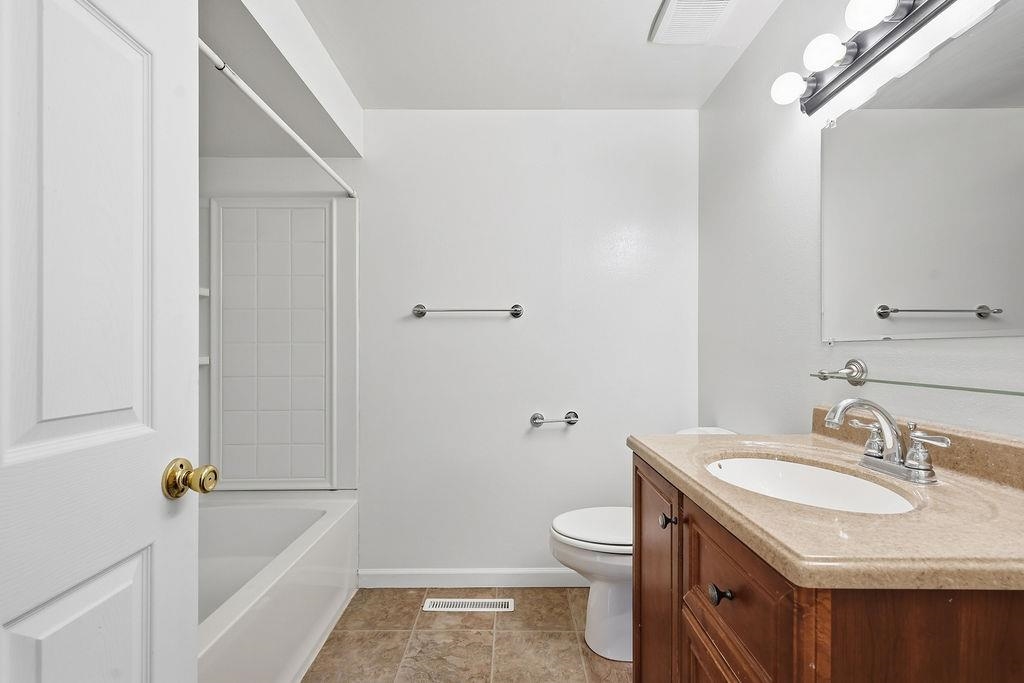 621 W Greta Ave - Photo 20