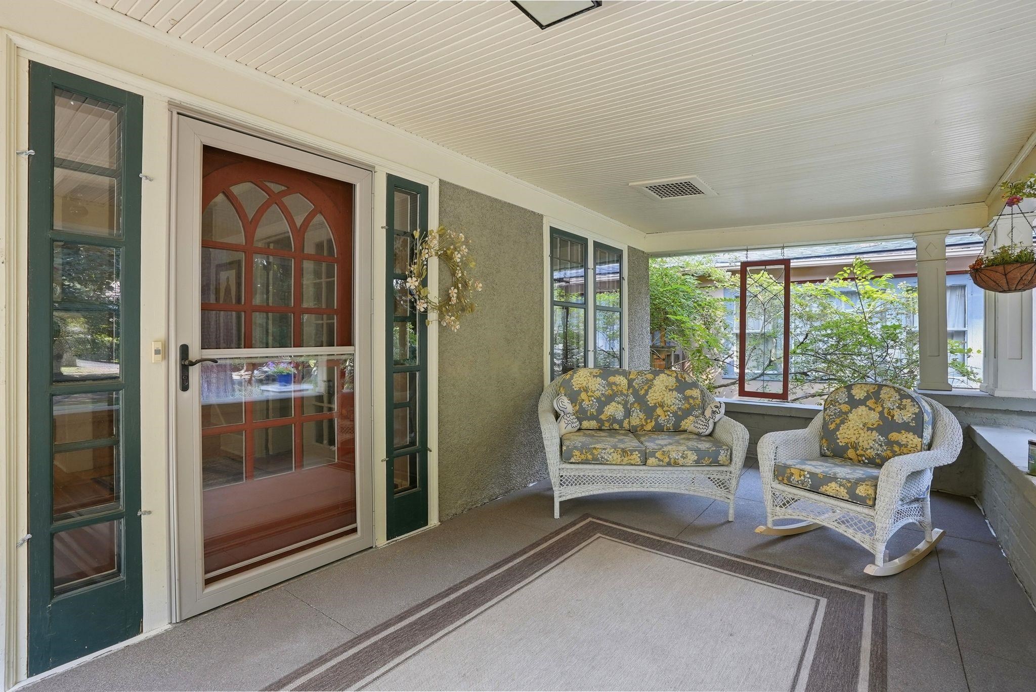 1924 S Post St - Photo 2