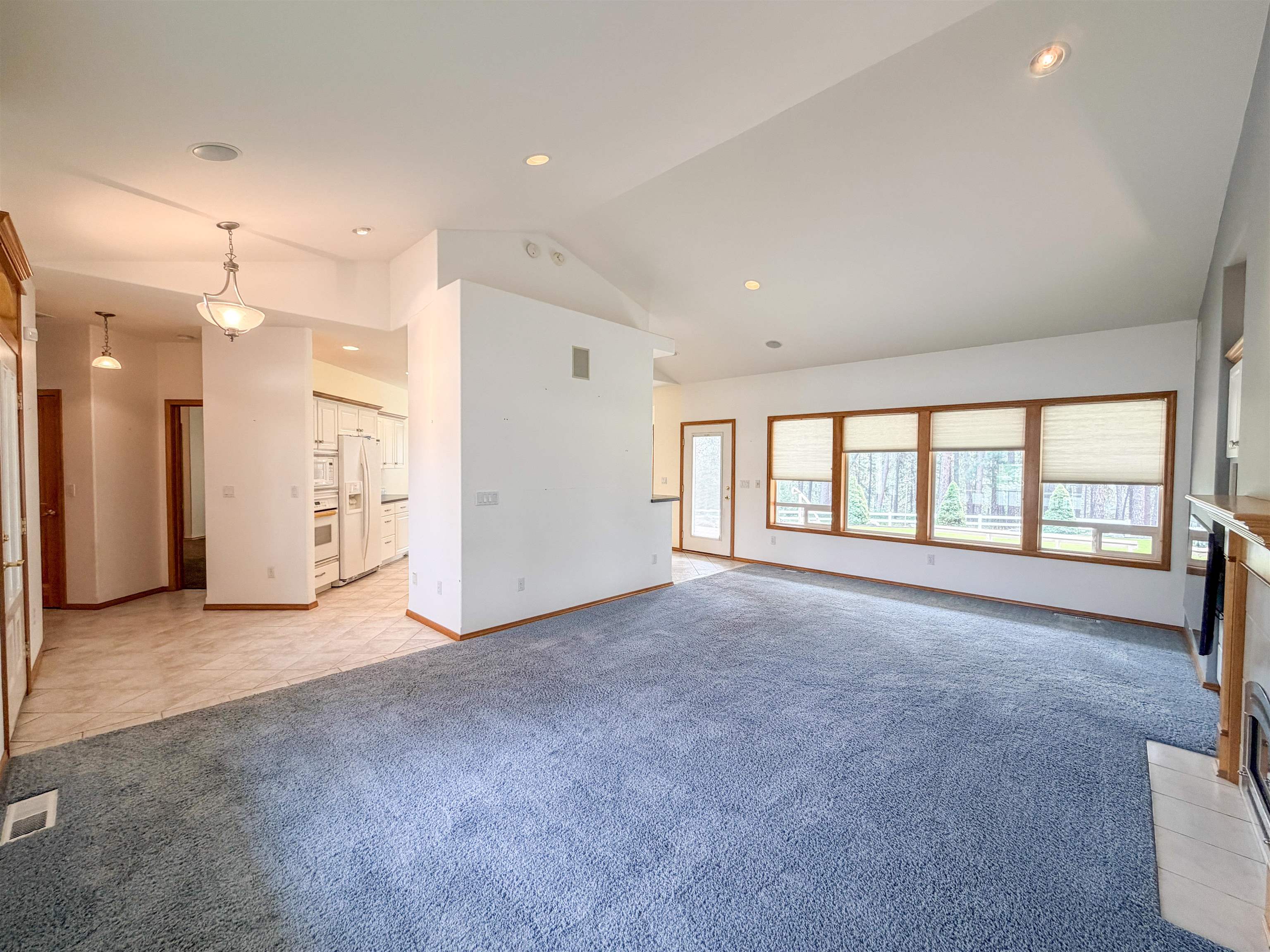 1555 S Meyers St - Photo 7