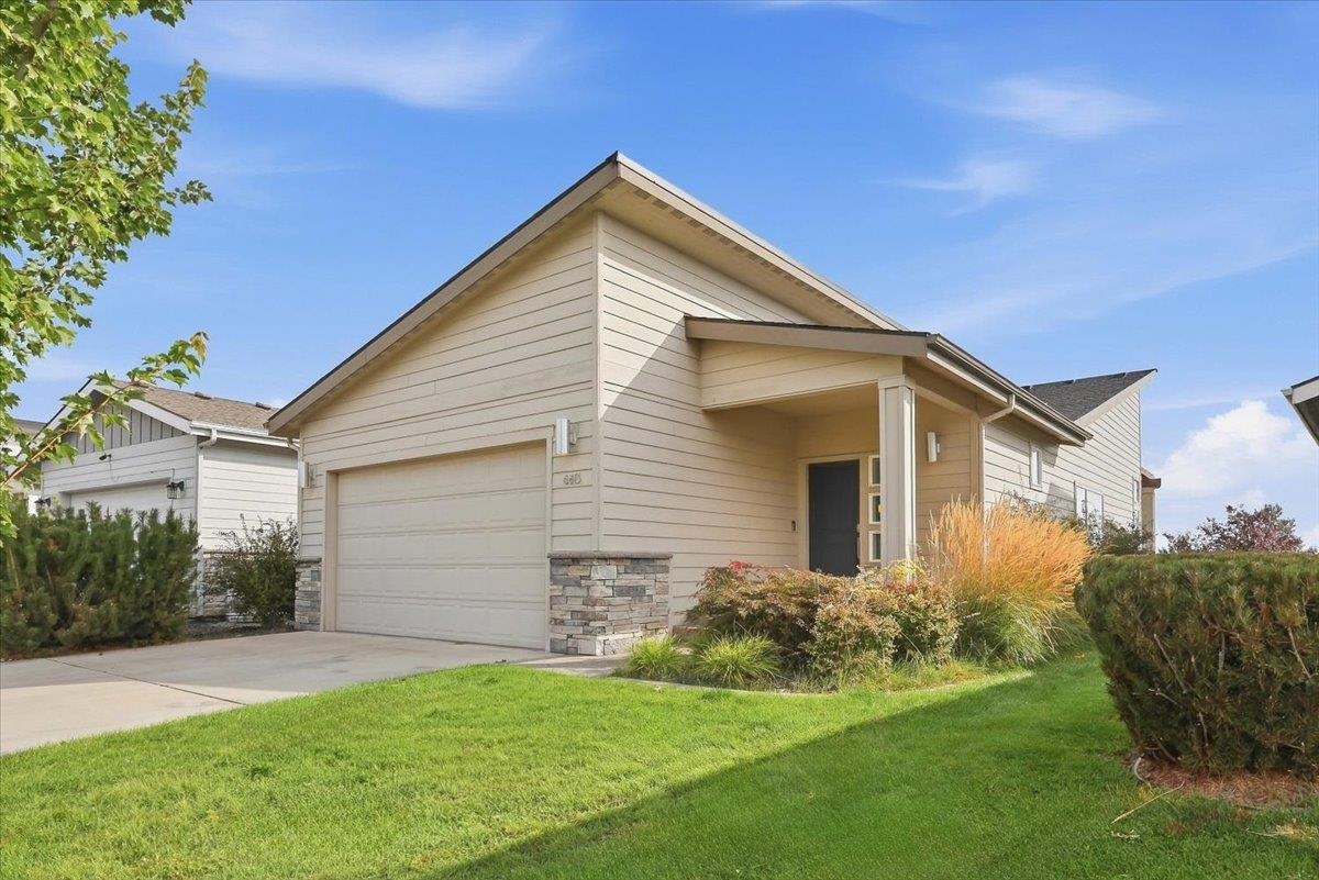 6815 S Blackwing Ct - Photo 1
