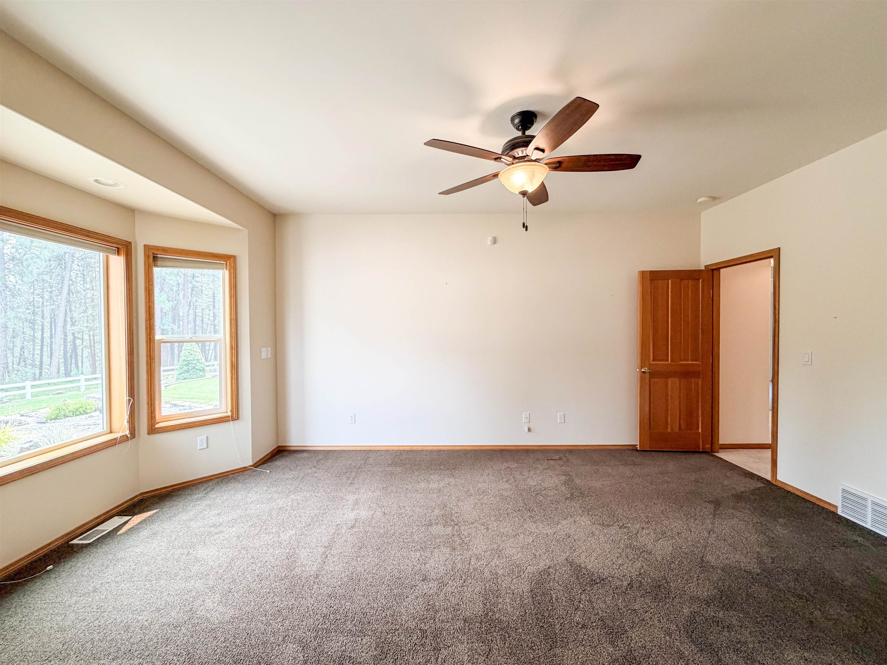 1555 S Meyers St - Photo 16