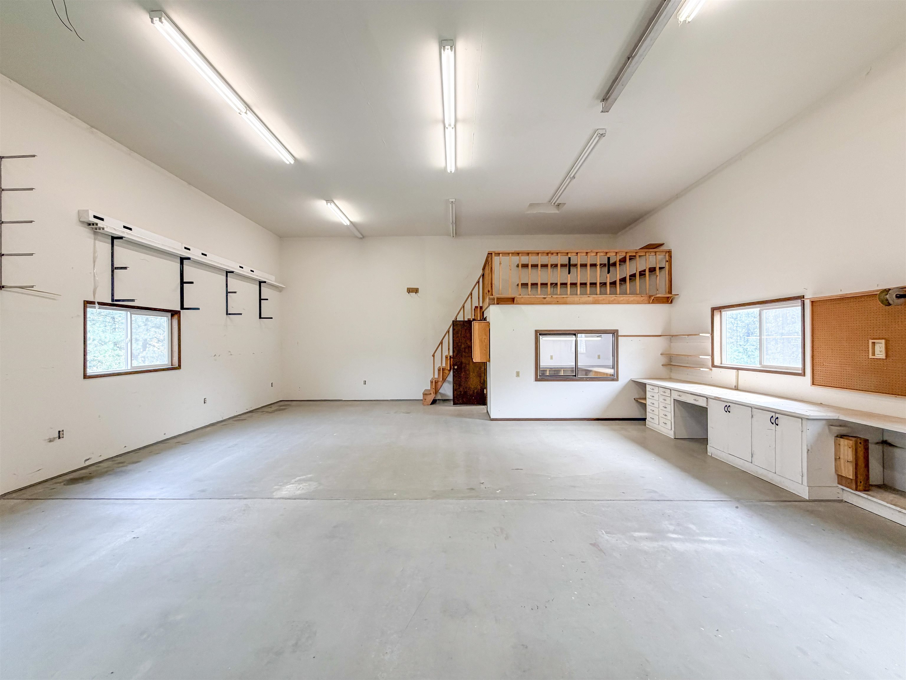 1555 S Meyers St - Photo 37