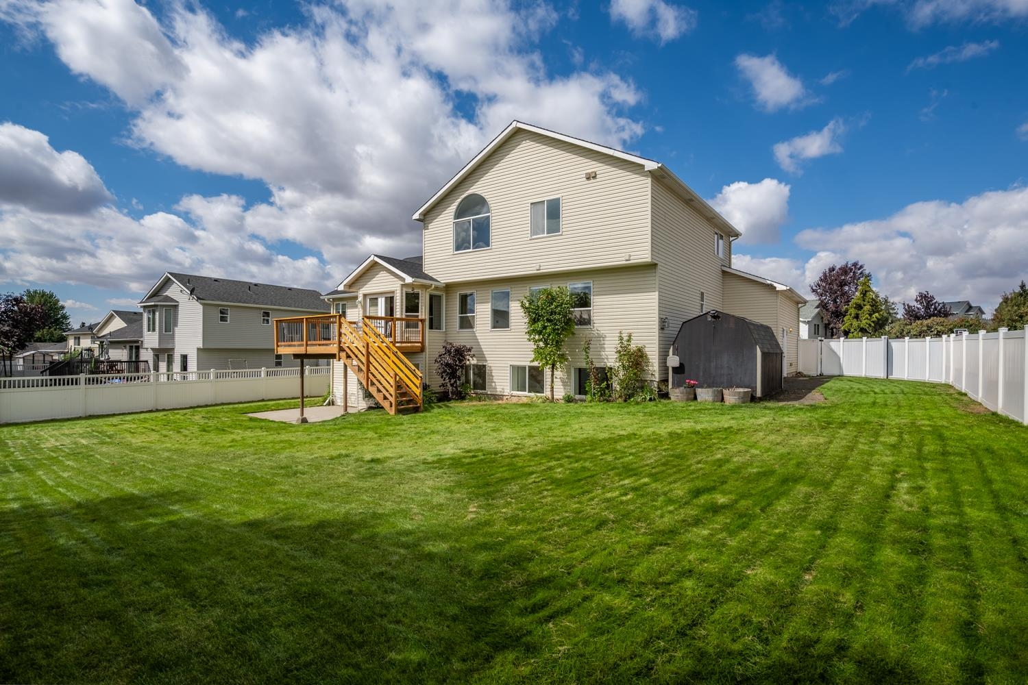 814 E Justin Ave - Photo 33