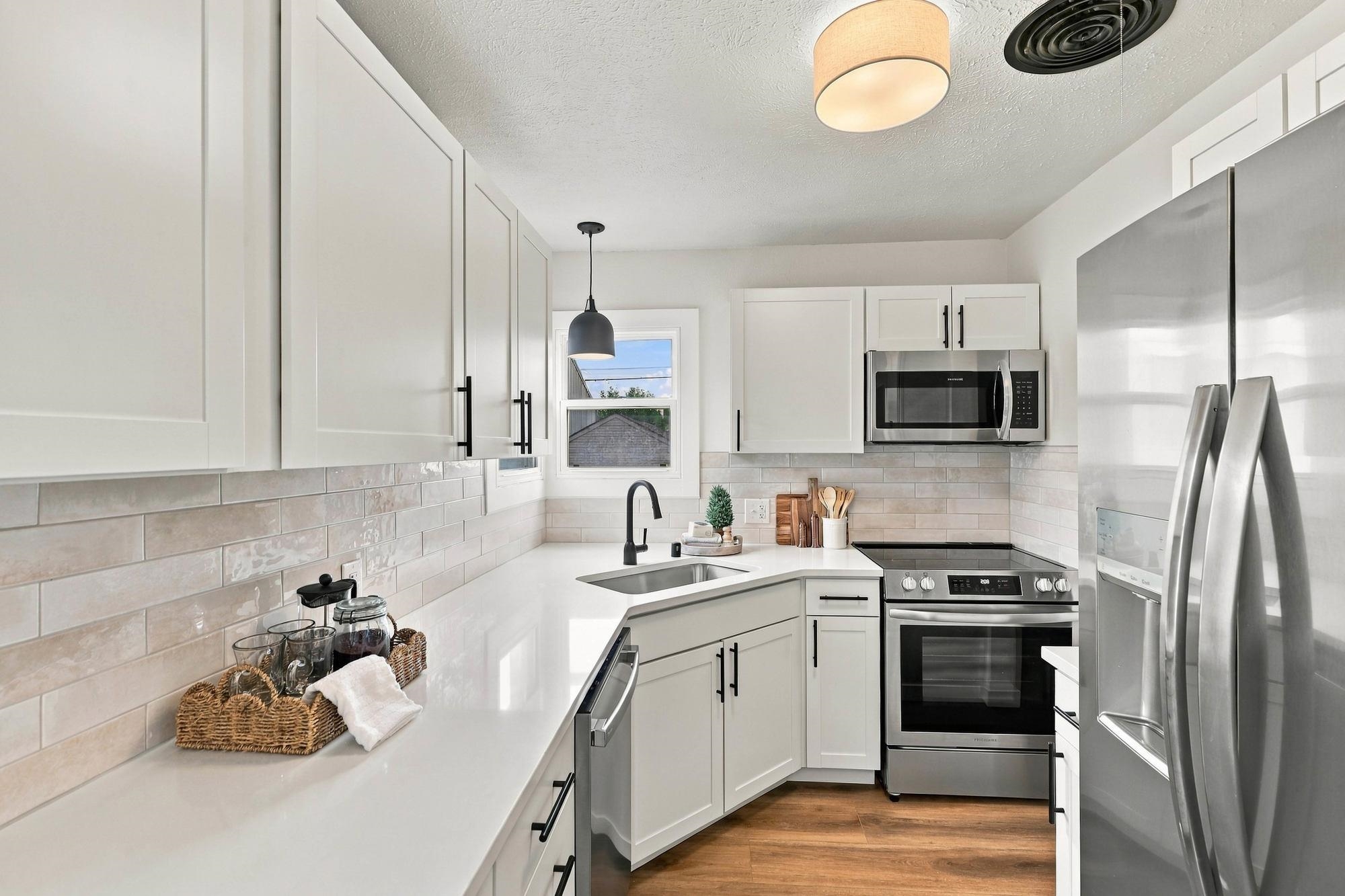 2017 W Cleveland Ave - Photo 11