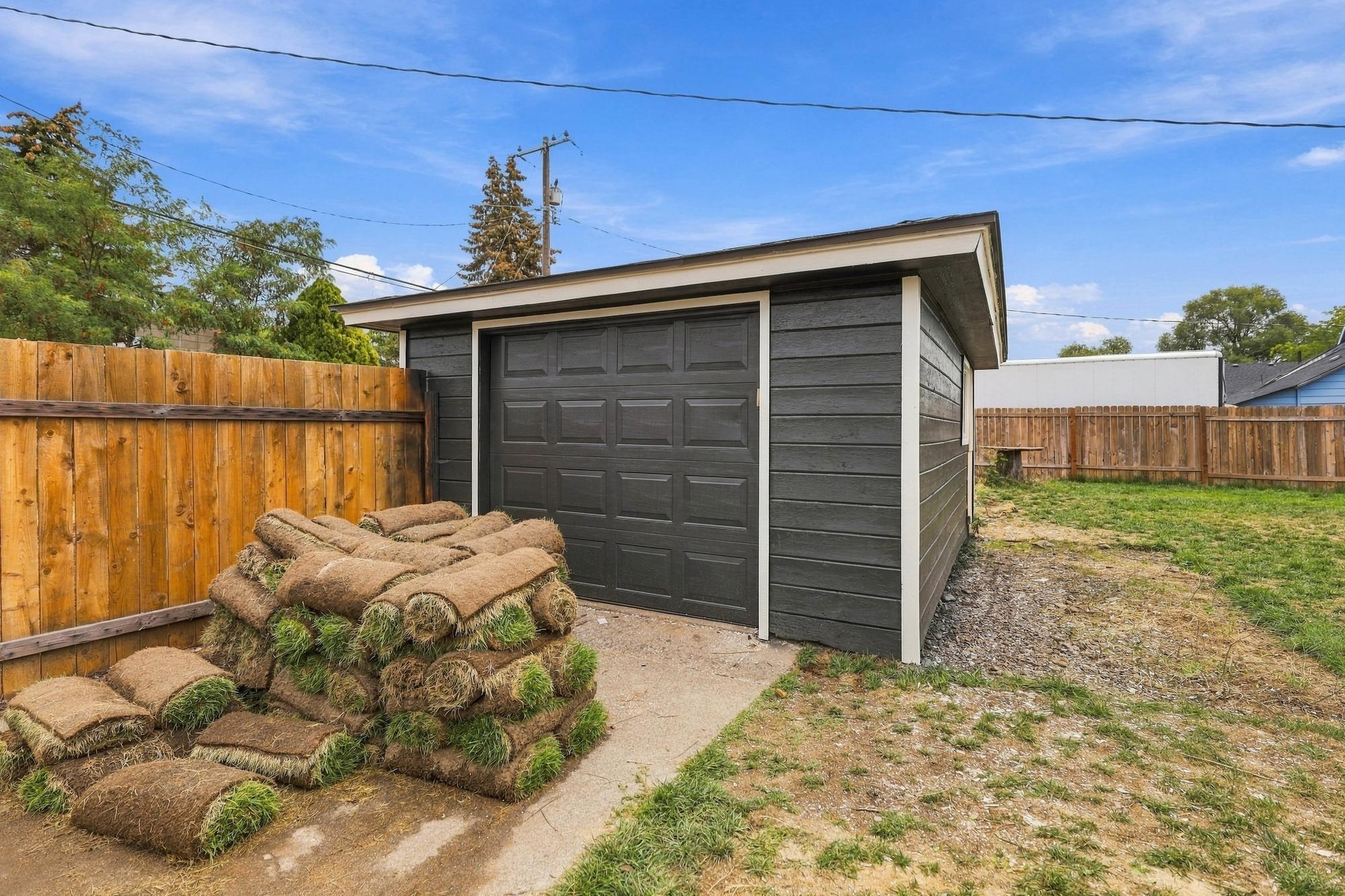 2901 E Cleveland Ave - Photo 19