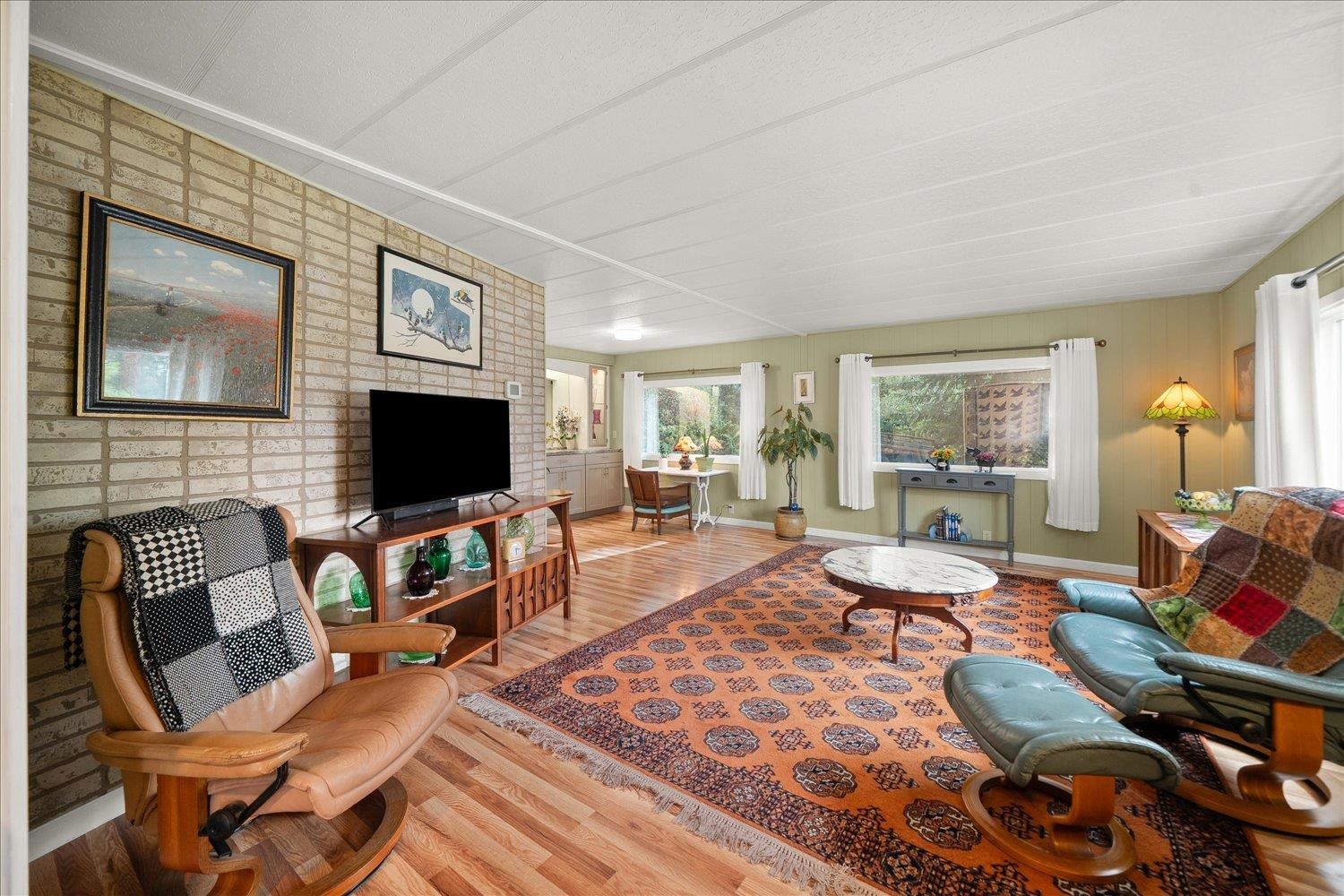 3231 W Boone Ave - Photo 2